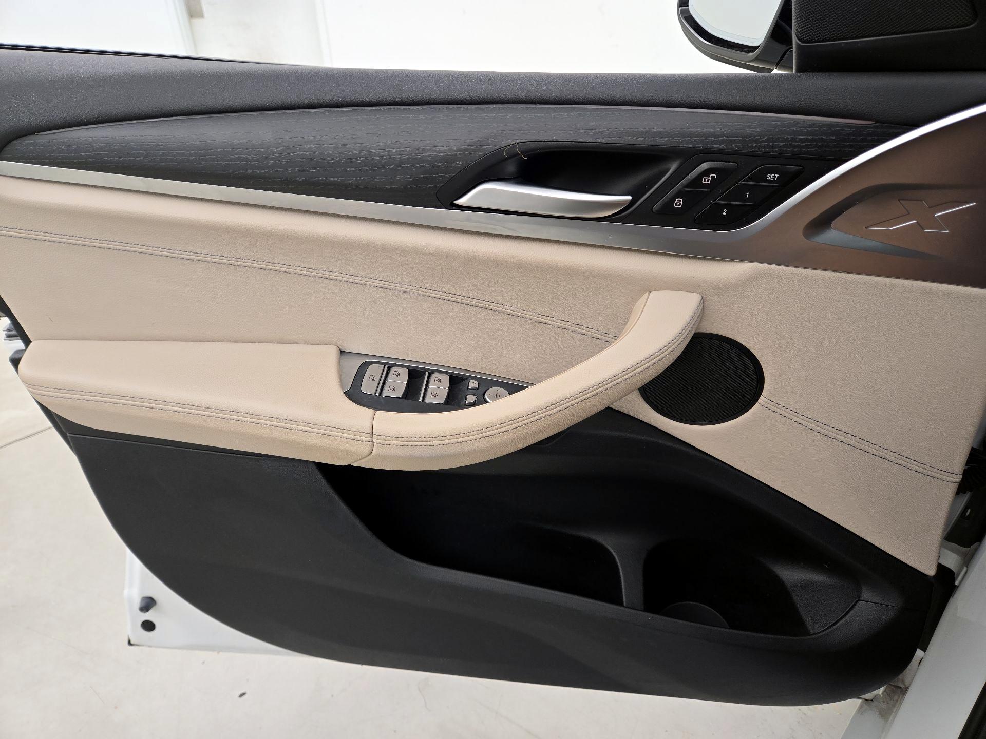 Thumbnail: 2022 BMW X3 - 12
