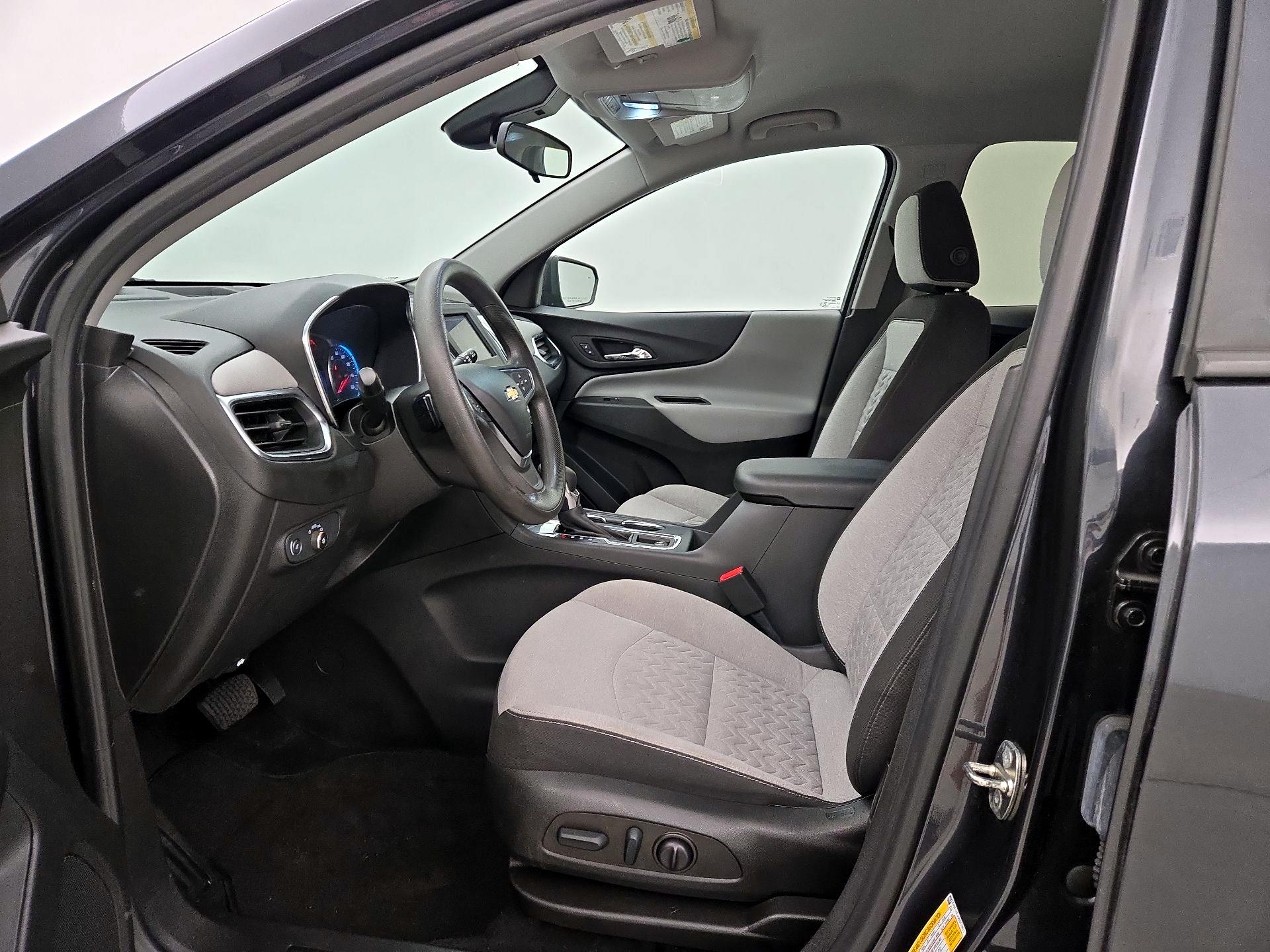 Thumbnail: 2022 Chevrolet Equinox - 11