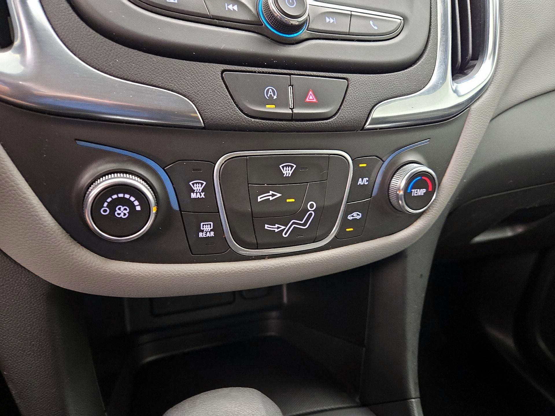 Thumbnail: 2022 Chevrolet Equinox - 16