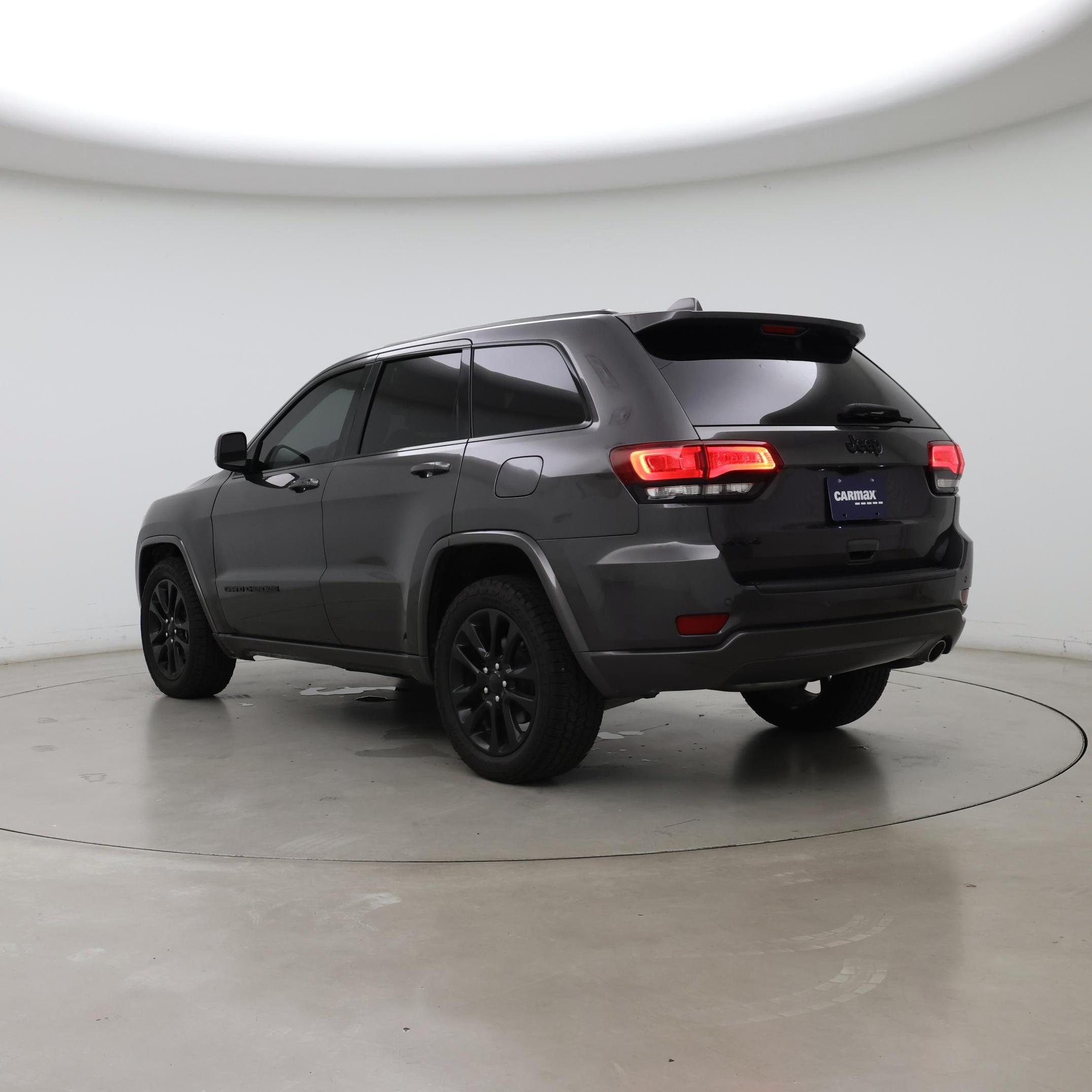 Thumbnail: 2020 Jeep Grand Cherokee - 2