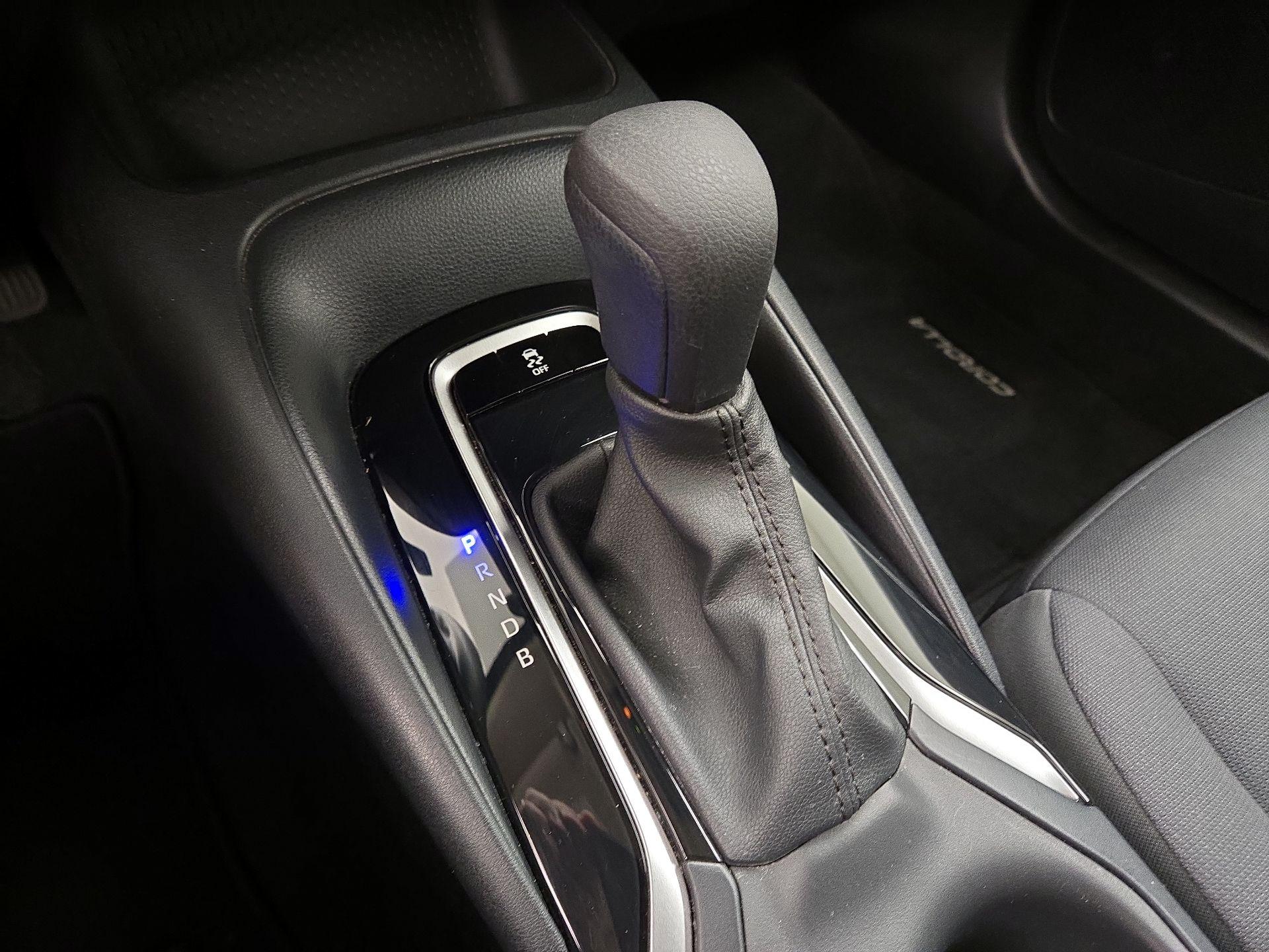 Thumbnail: 2023 Toyota Corolla - 17