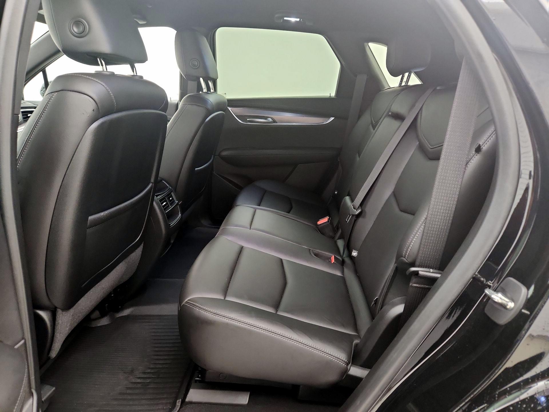 Thumbnail: 2021 Cadillac XT5 - 19