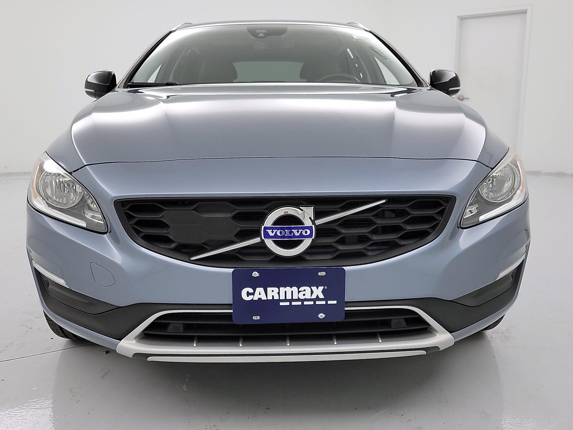 Thumbnail: 2018 Volvo S60 - 2