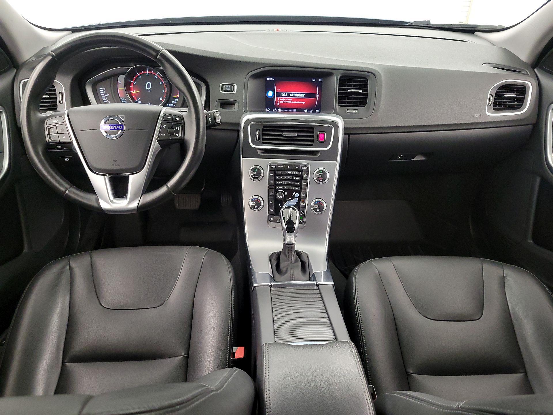 Thumbnail: 2018 Volvo S60 - 8