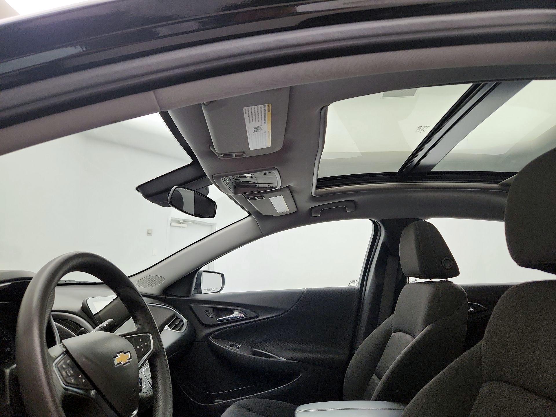 Thumbnail: 2024 Chevrolet Malibu - 19