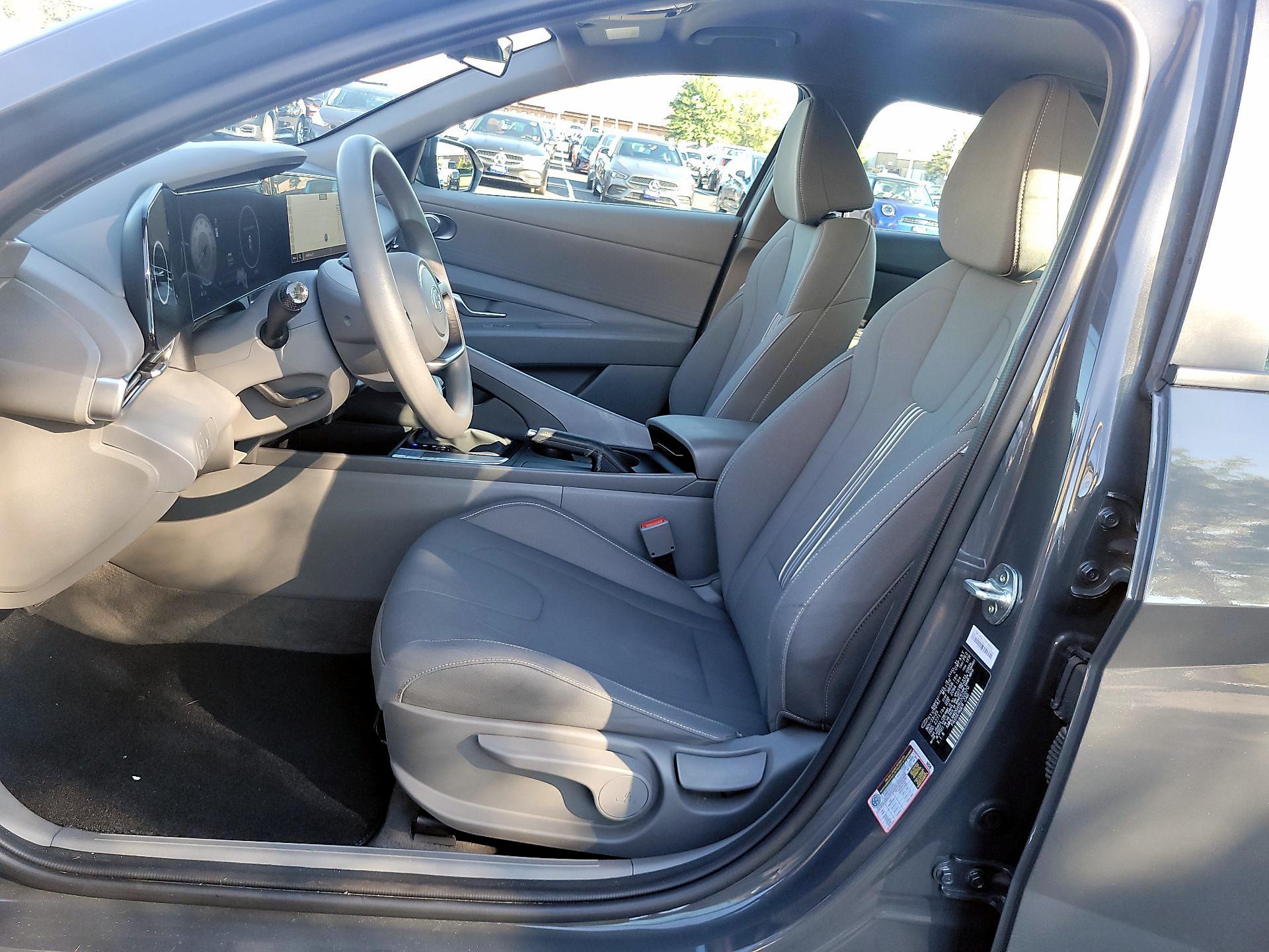 Thumbnail: 2024 Hyundai Elantra - 9