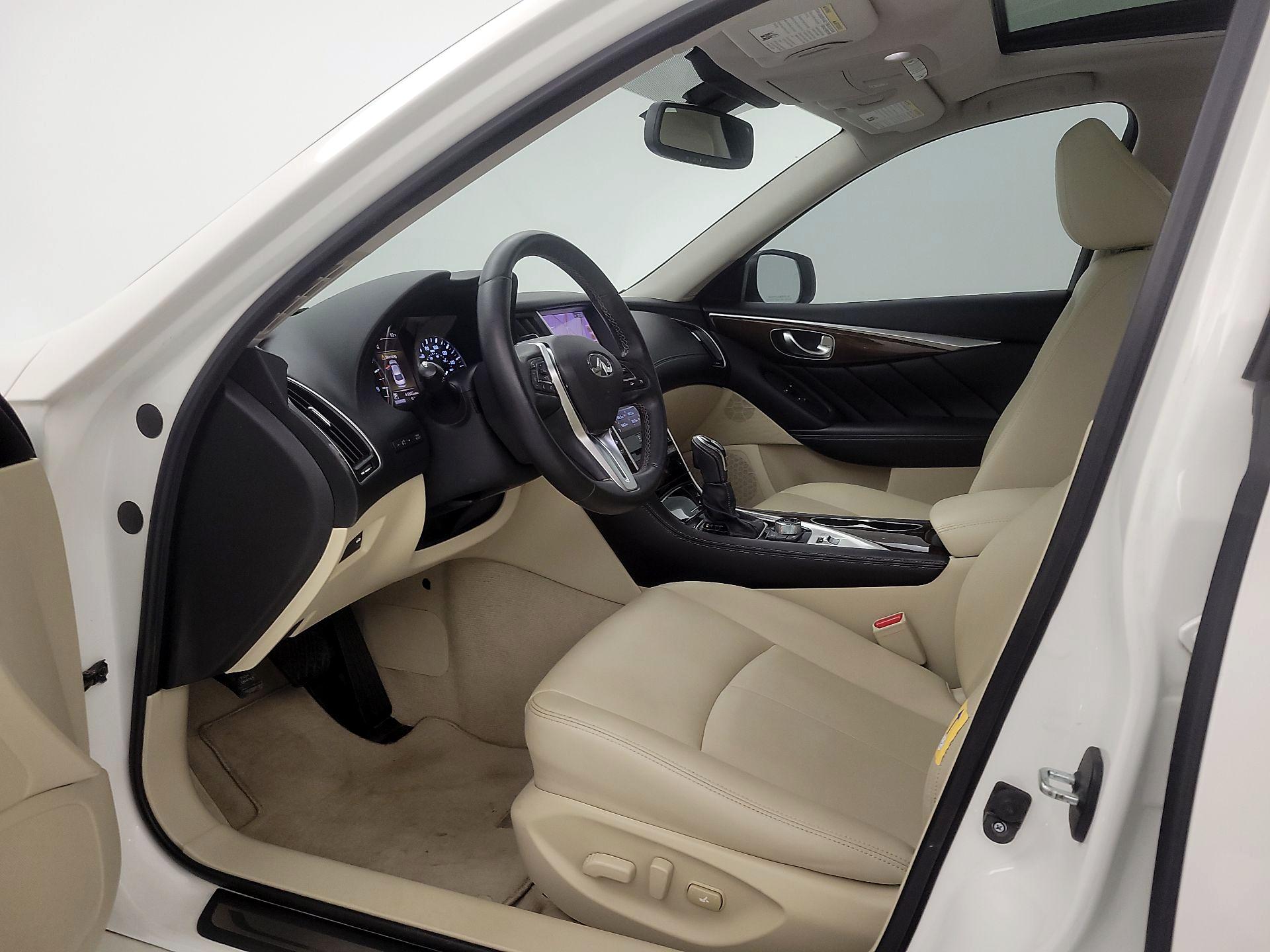 Thumbnail: 2019 INFINITI Q50 - 11