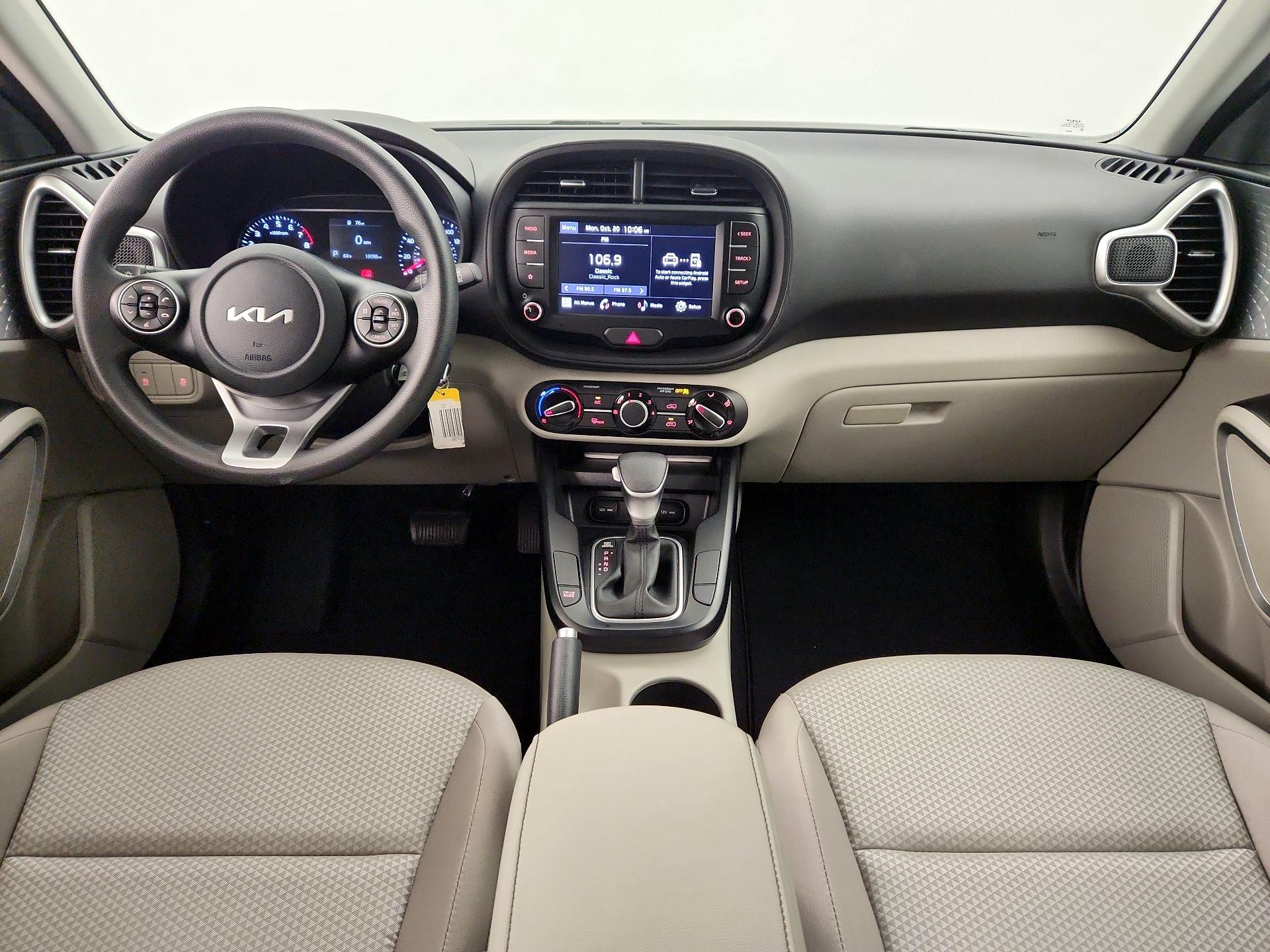 Thumbnail: 2022 Kia Soul - 9