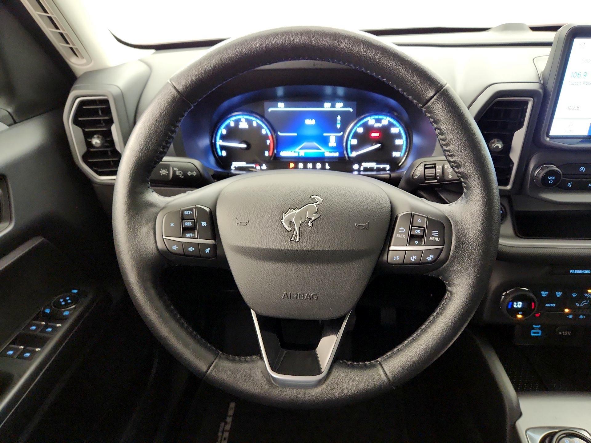Thumbnail: 2021 Ford Bronco Sport - 10