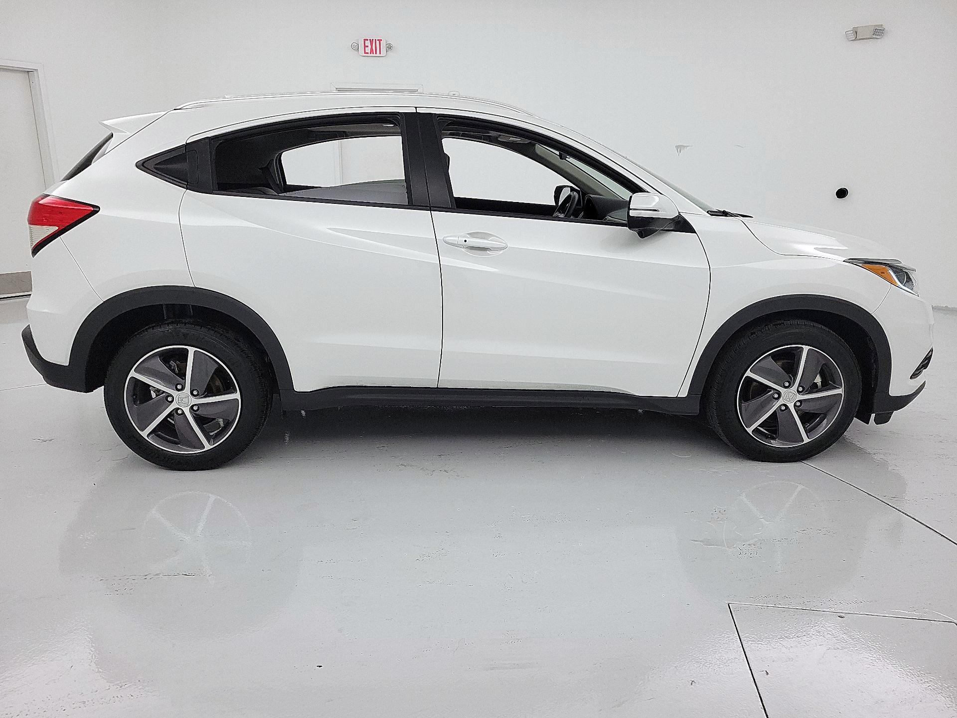 Thumbnail: 2021 Honda HR-V - 4