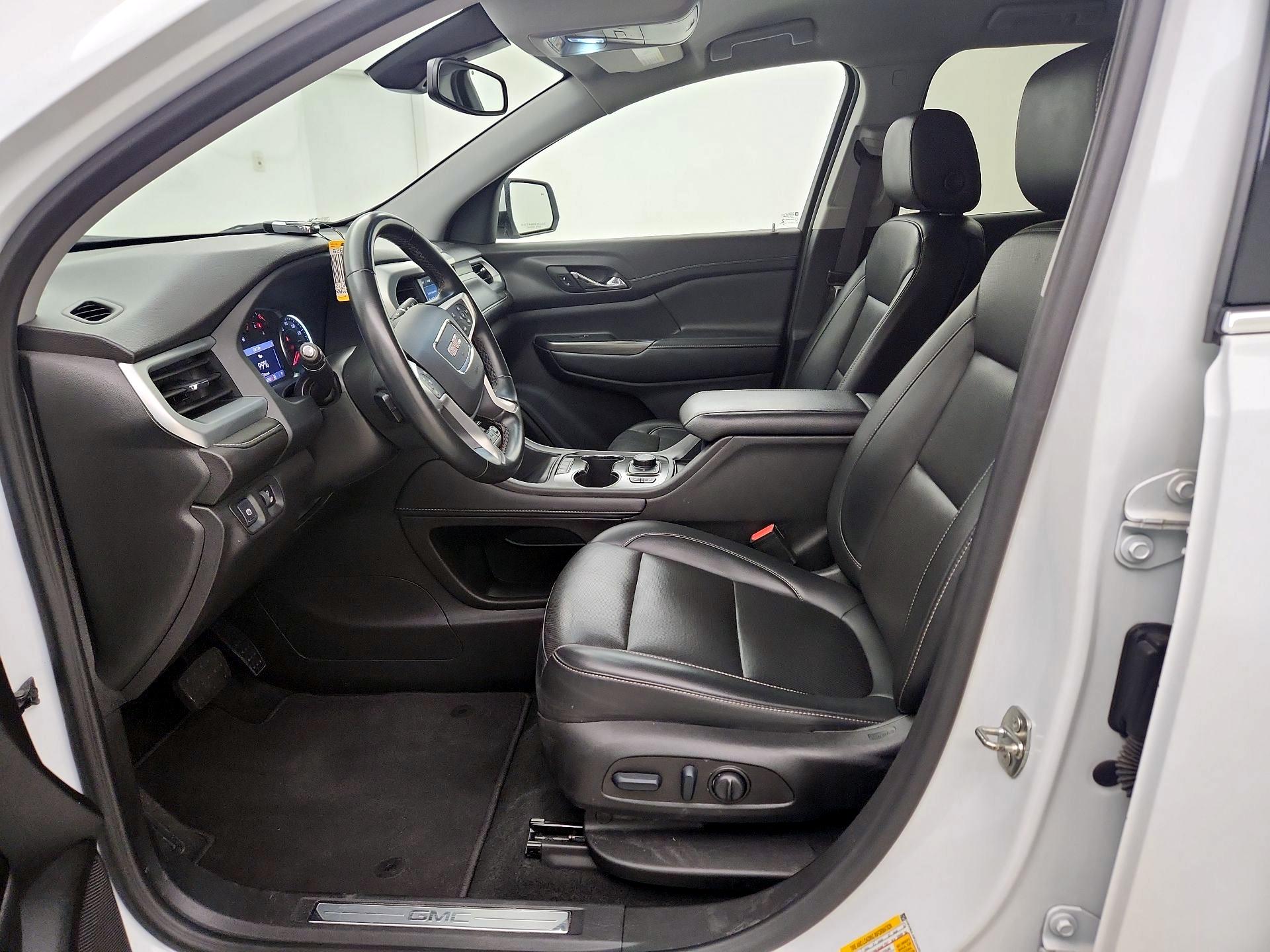 Thumbnail: 2023 GMC Acadia - 11