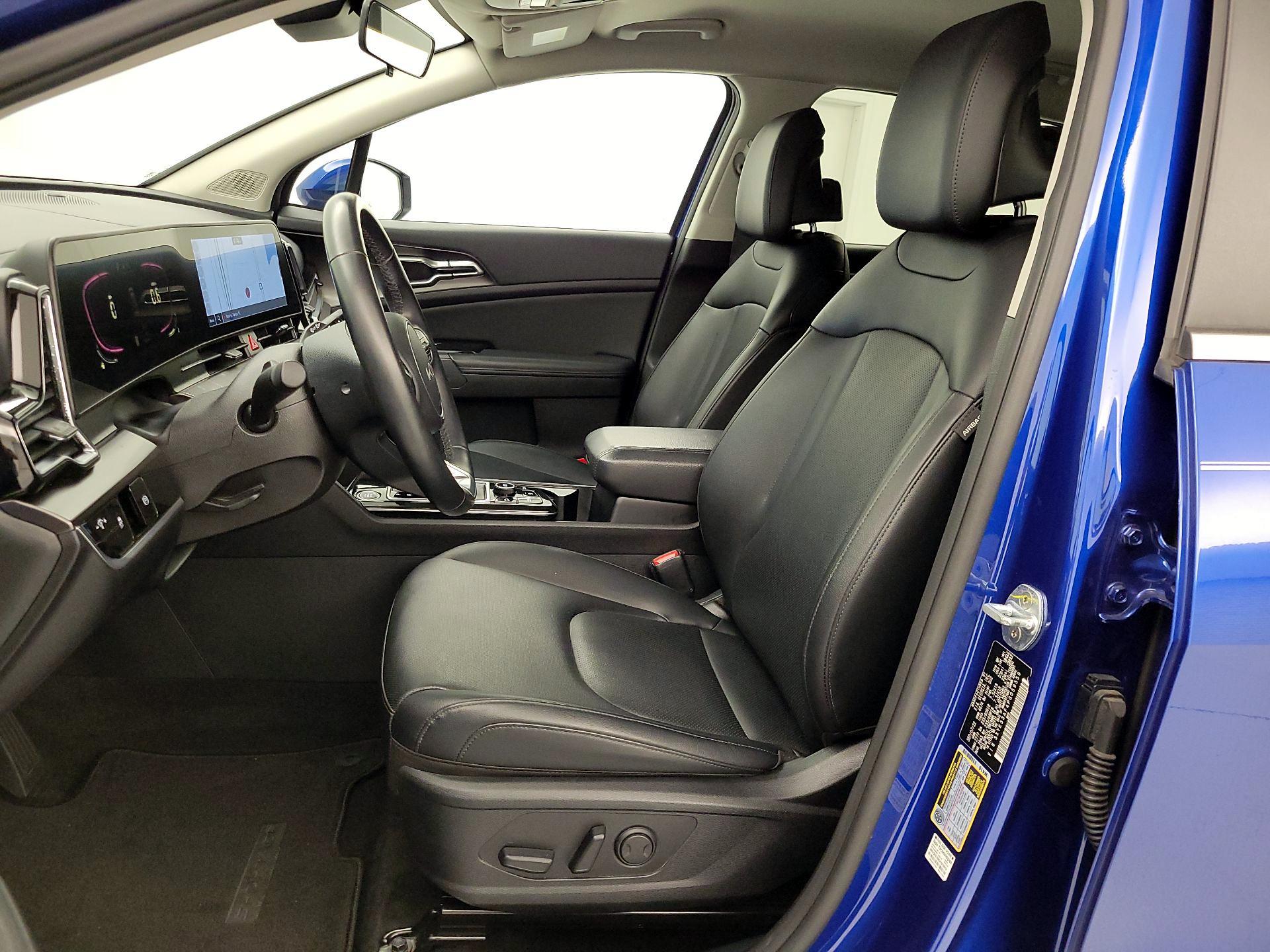 Thumbnail: 2023 Kia Sportage - 11