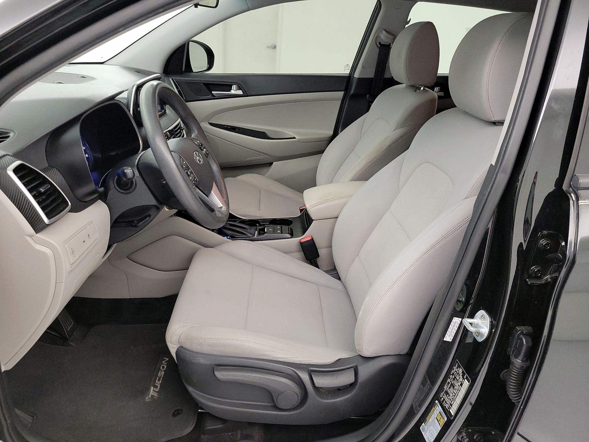 Thumbnail: 2019 Hyundai Tucson - 9