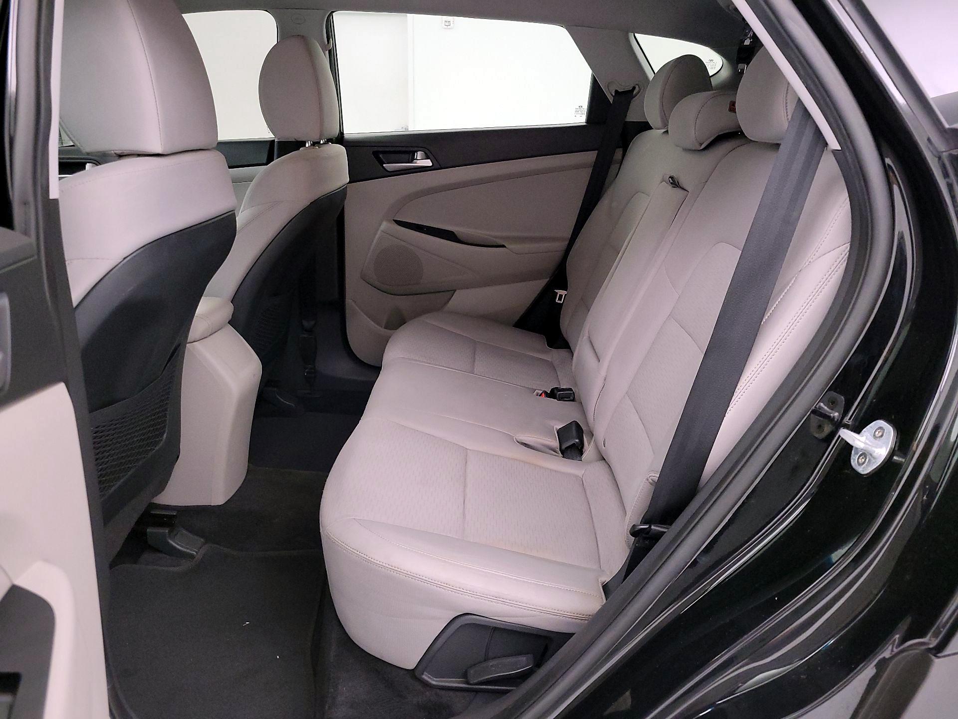 Thumbnail: 2019 Hyundai Tucson - 17