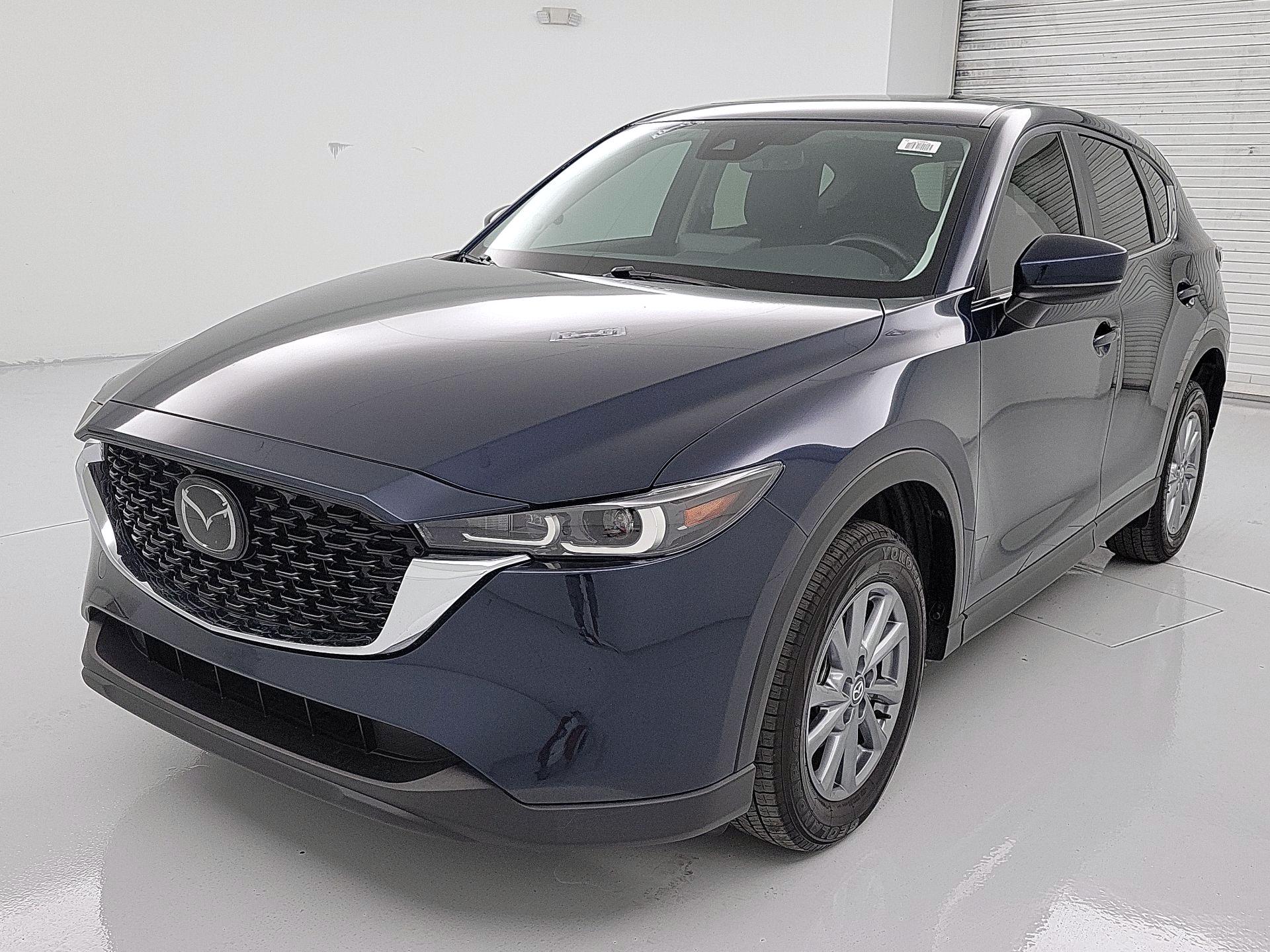 Thumbnail: 2023 Mazda CX-5 - 3