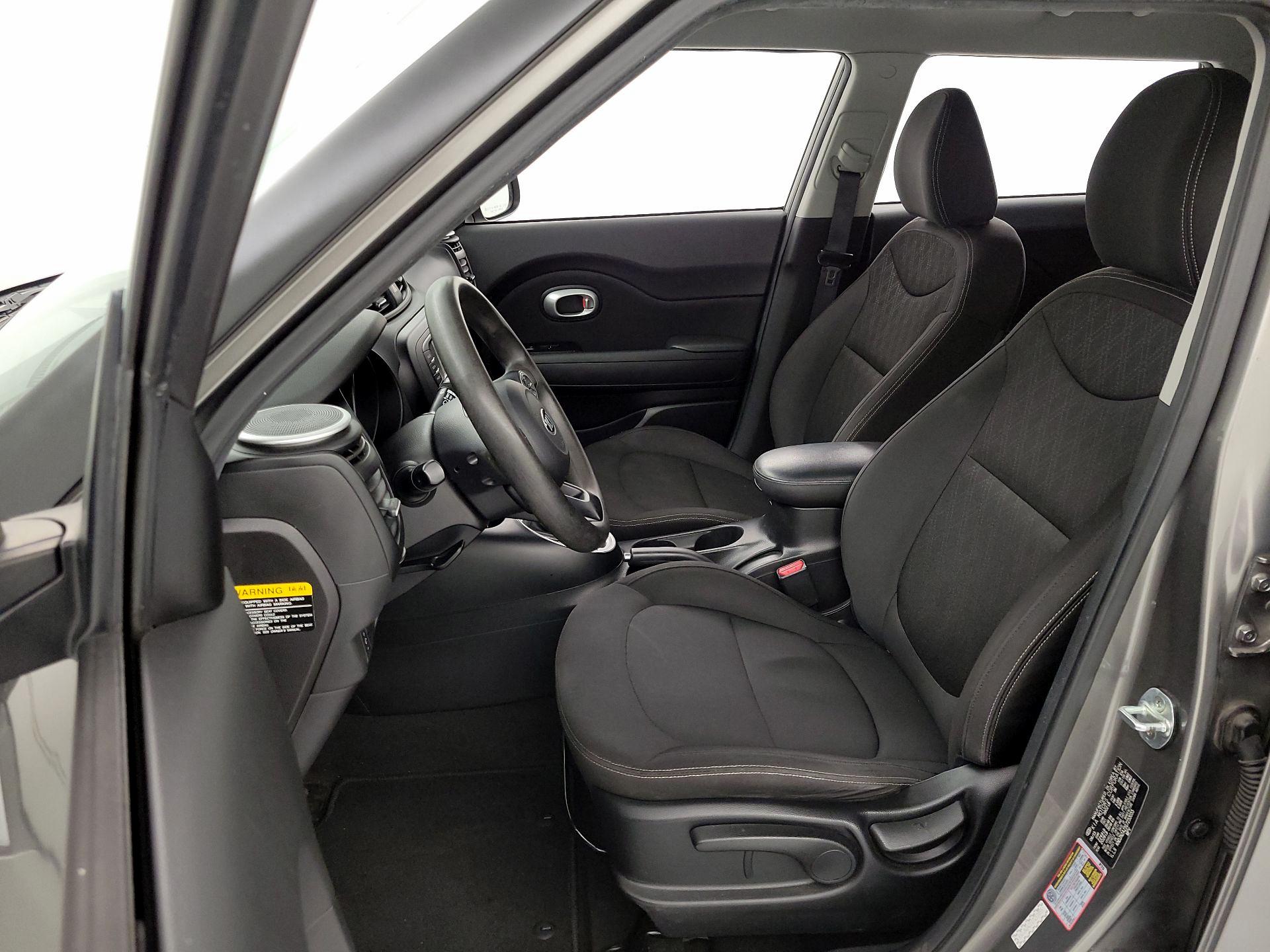Thumbnail: 2016 Kia Soul - 9