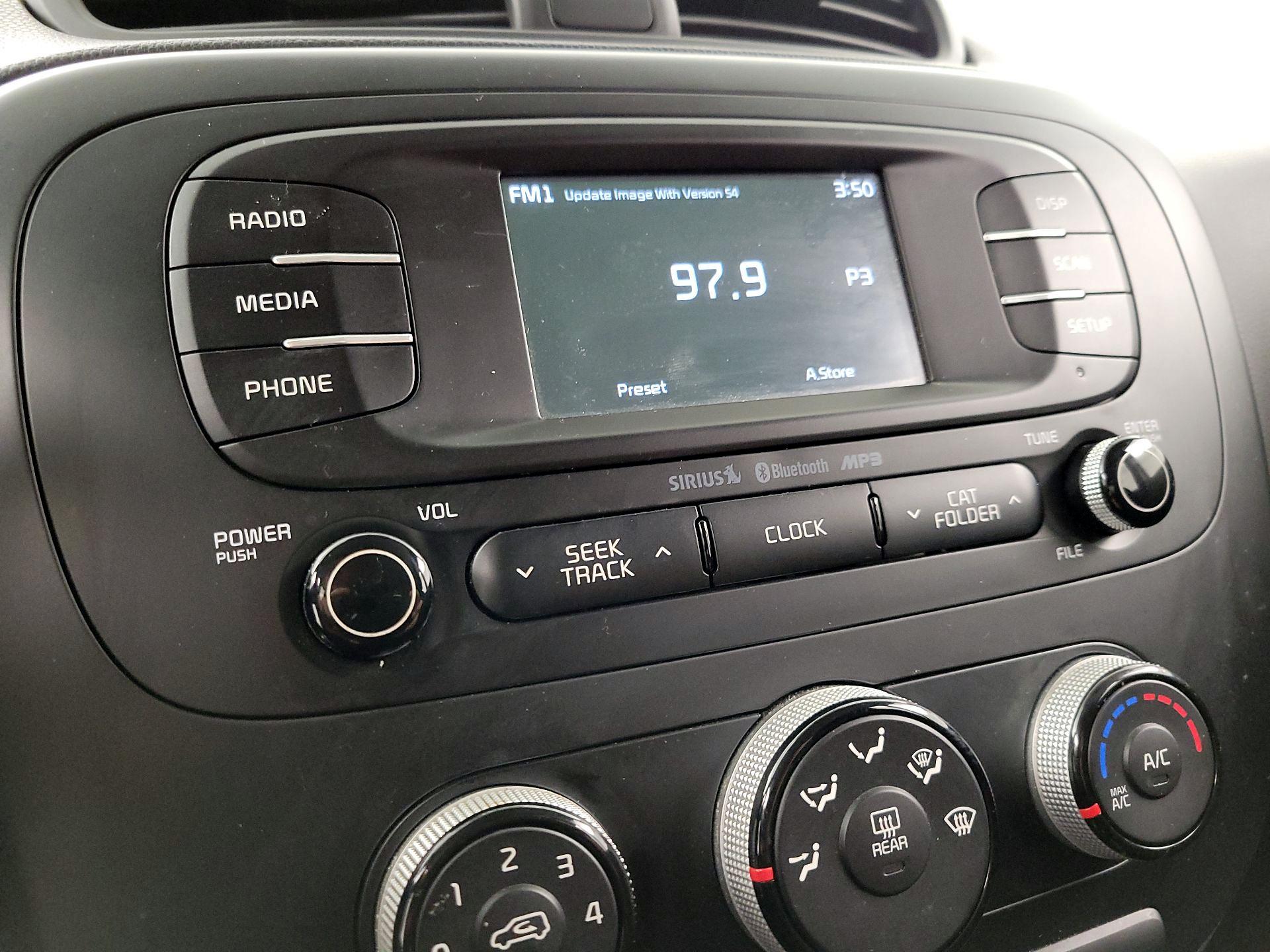 Thumbnail: 2016 Kia Soul - 13