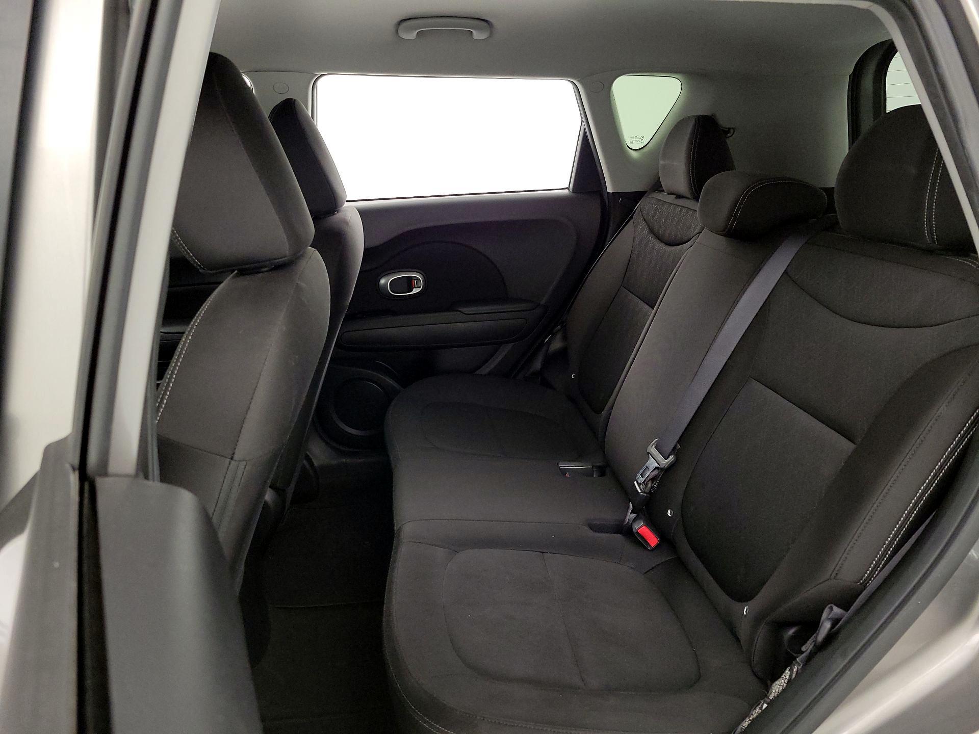 Thumbnail: 2016 Kia Soul - 17