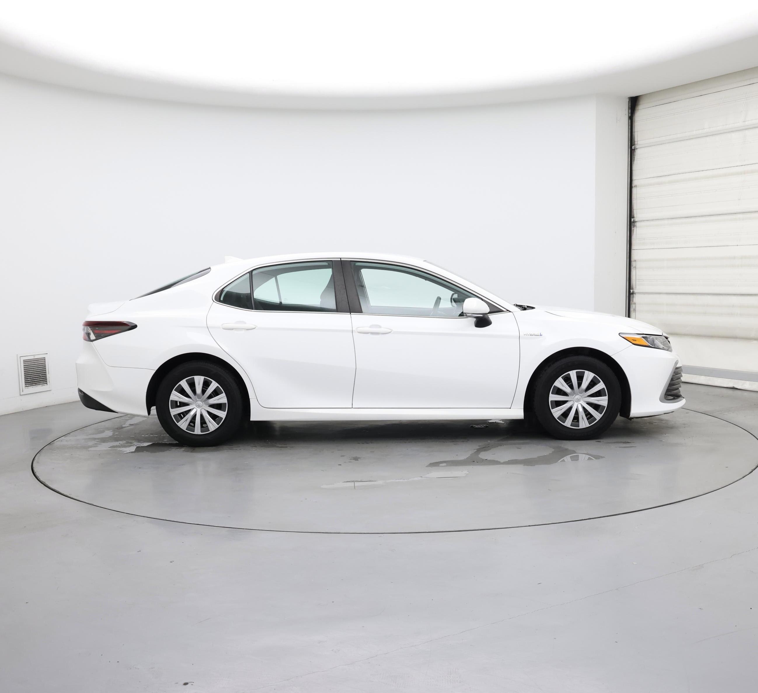 Thumbnail: 2021 Toyota Camry - 7