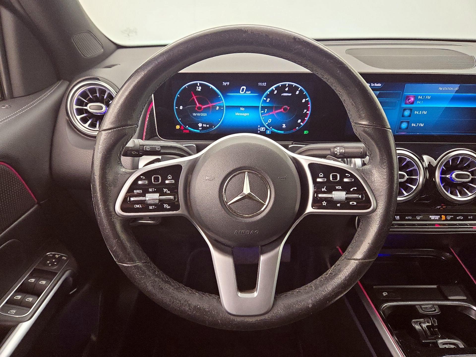 Thumbnail: 2021 Mercedes-Benz GLB - 10