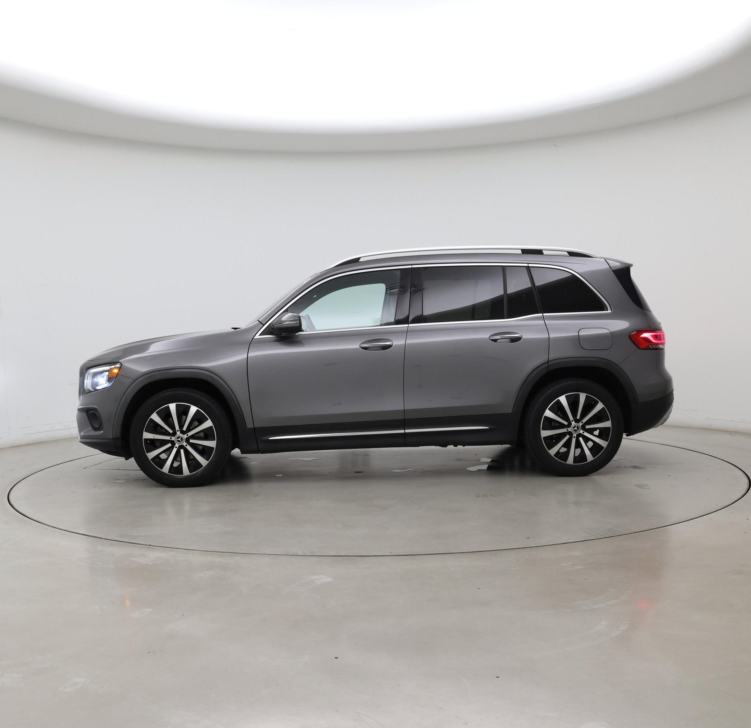 Thumbnail: 2021 Mercedes-Benz GLB - 3