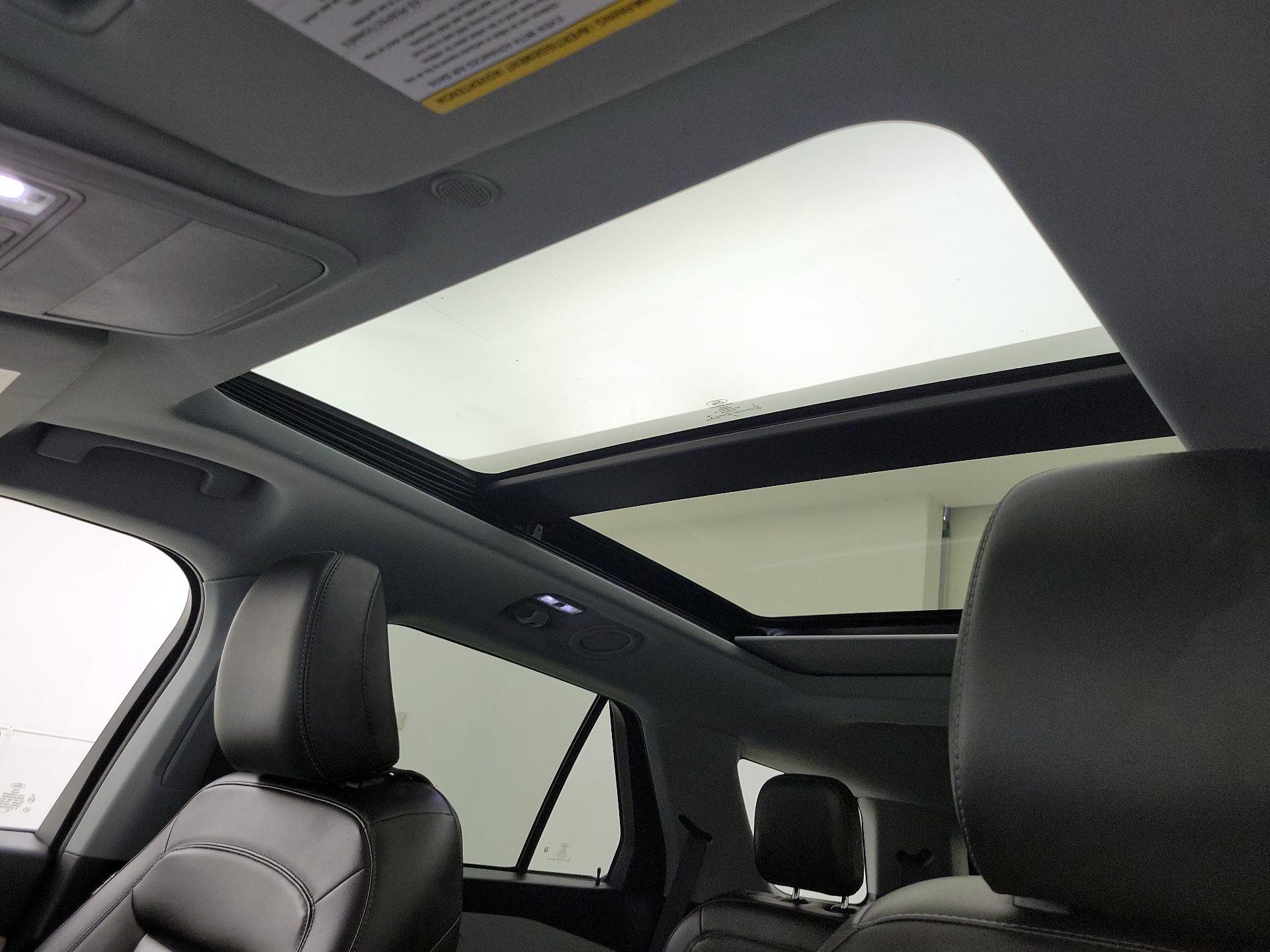 Thumbnail: 2022 Ford Explorer - 20