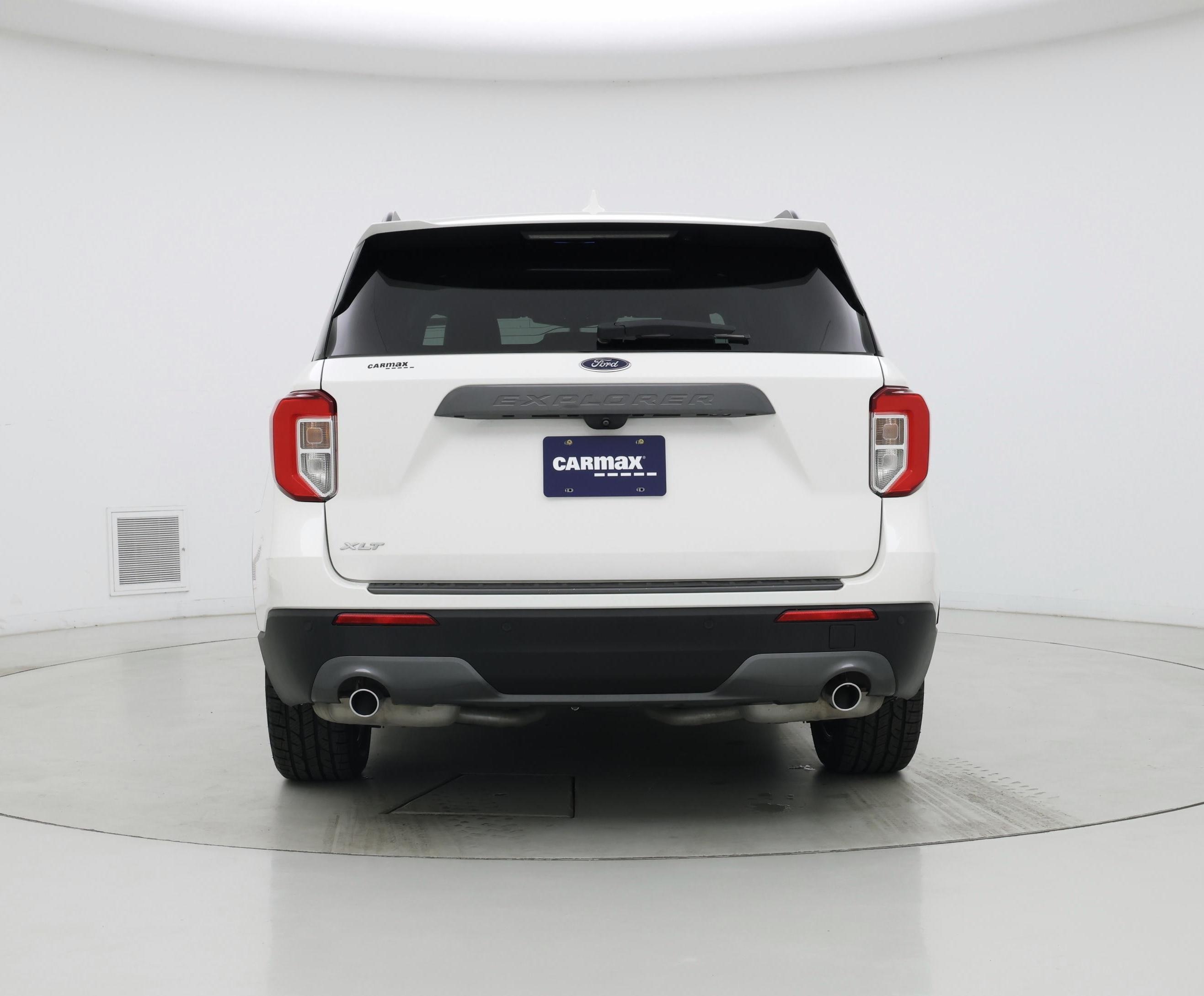 Thumbnail: 2022 Ford Explorer - 6