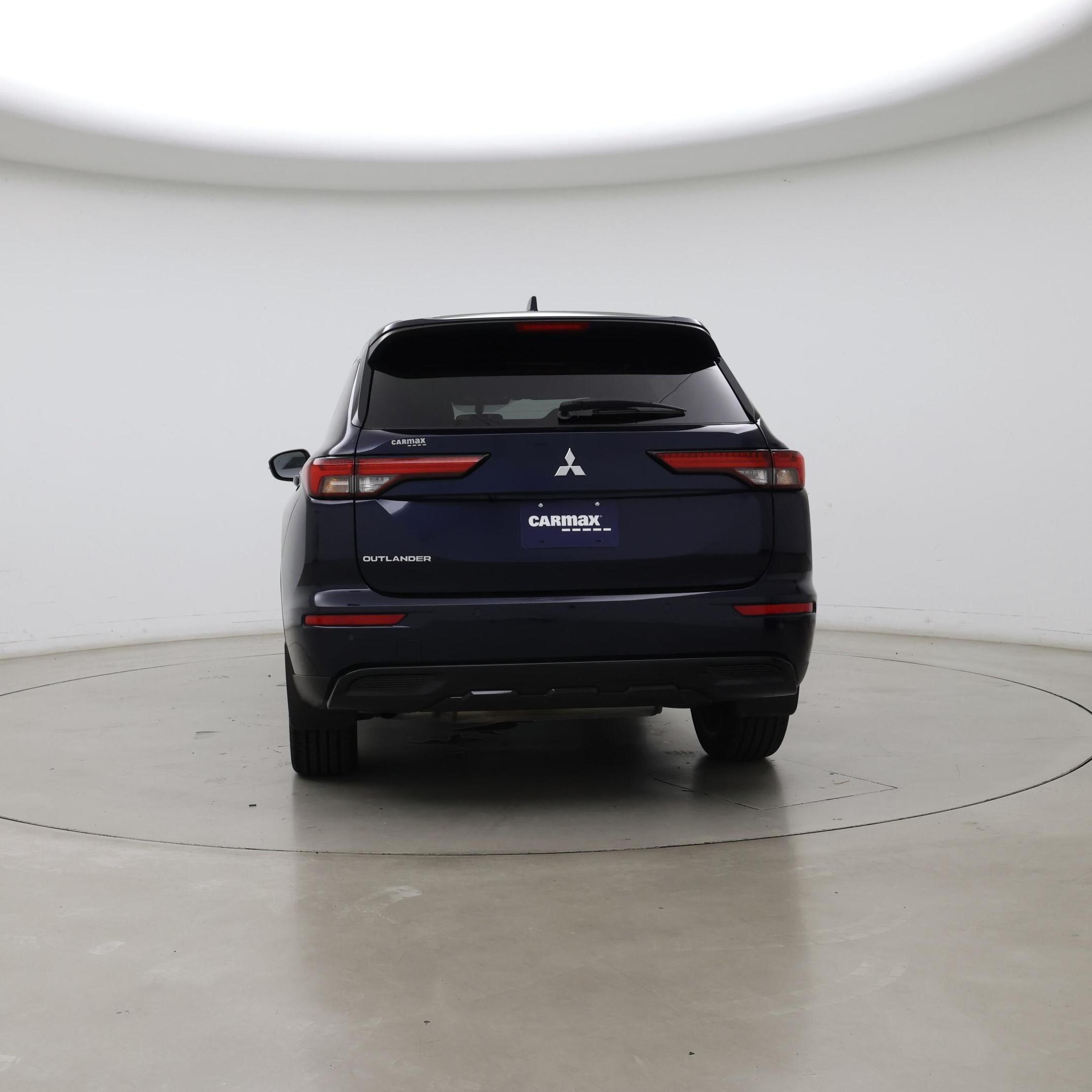 Thumbnail: 2022 Mitsubishi Outlander - 6