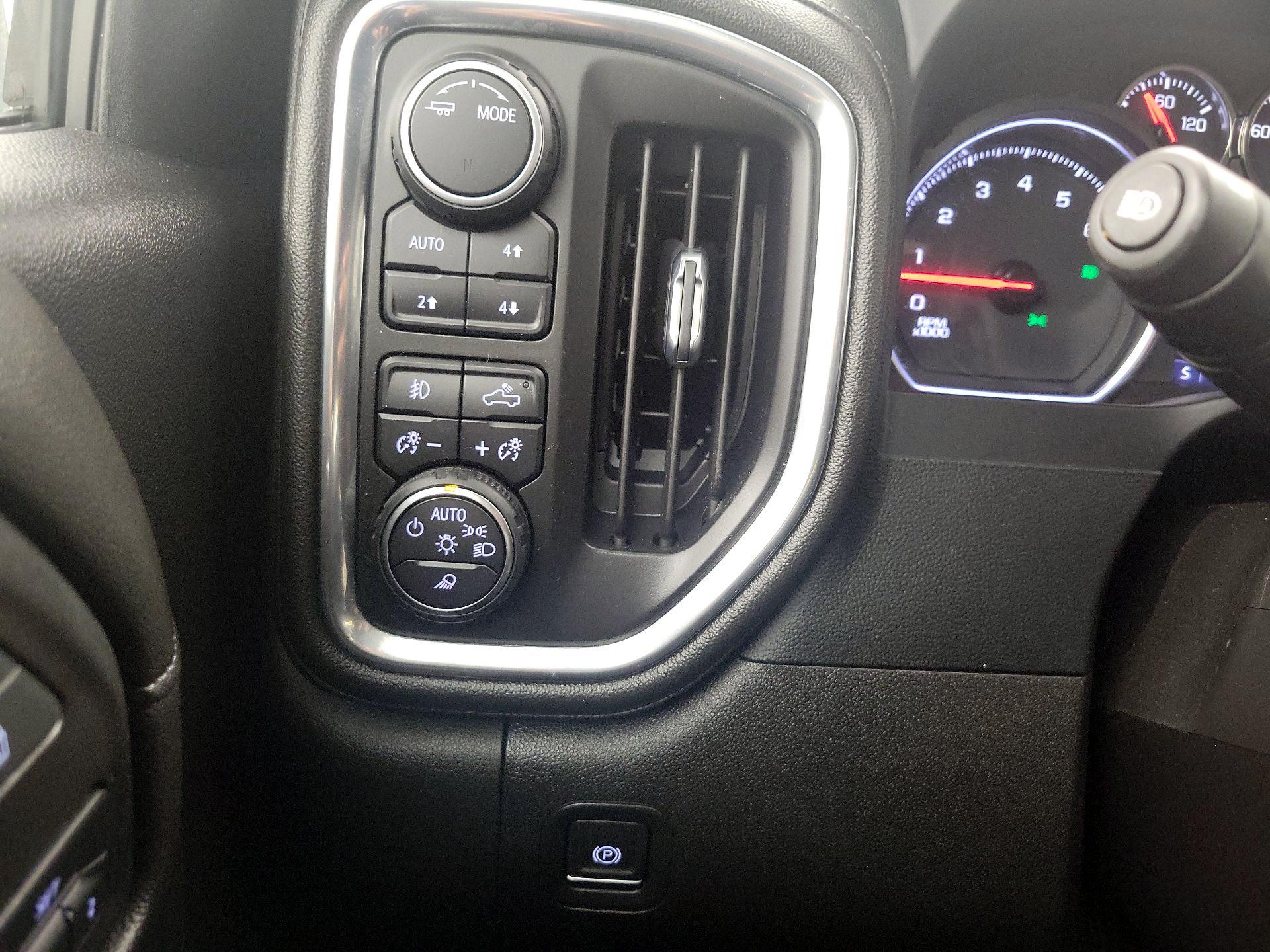 Thumbnail: 2022 Chevrolet Silverado 1500 - 13