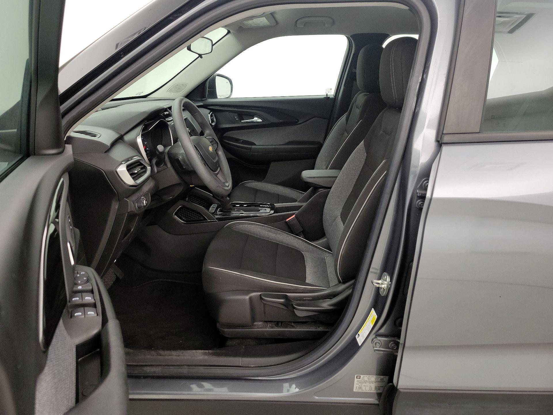 Thumbnail: 2021 Chevrolet TrailBlazer - 11