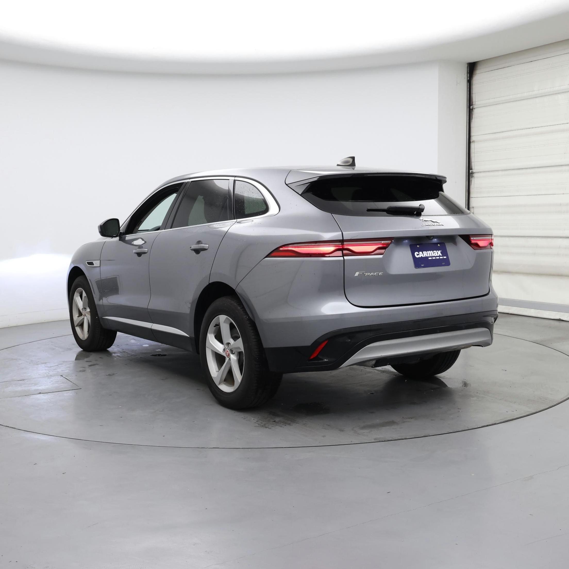Thumbnail: 2023 Jaguar F-Pace - 2