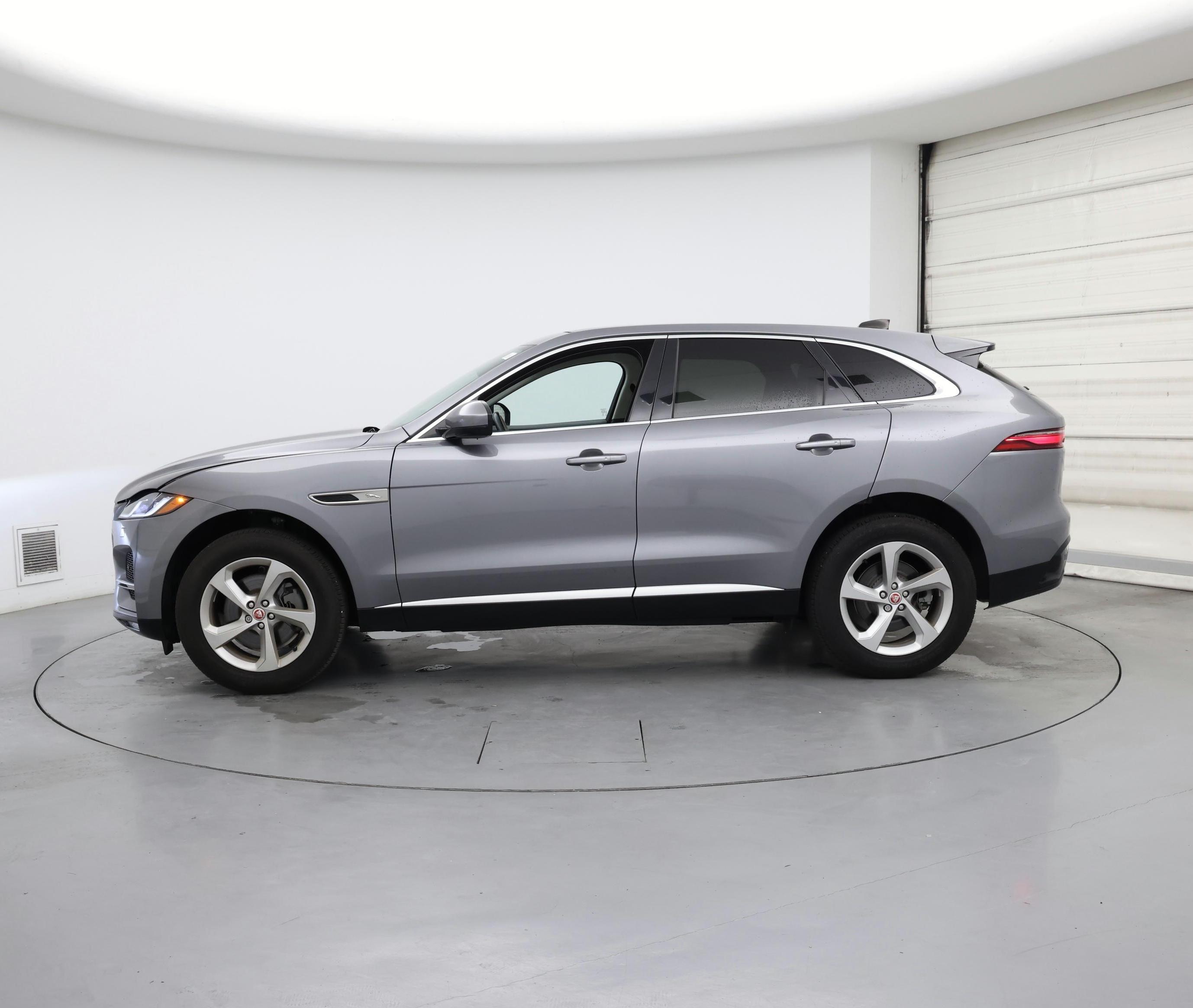 Thumbnail: 2023 Jaguar F-Pace - 3