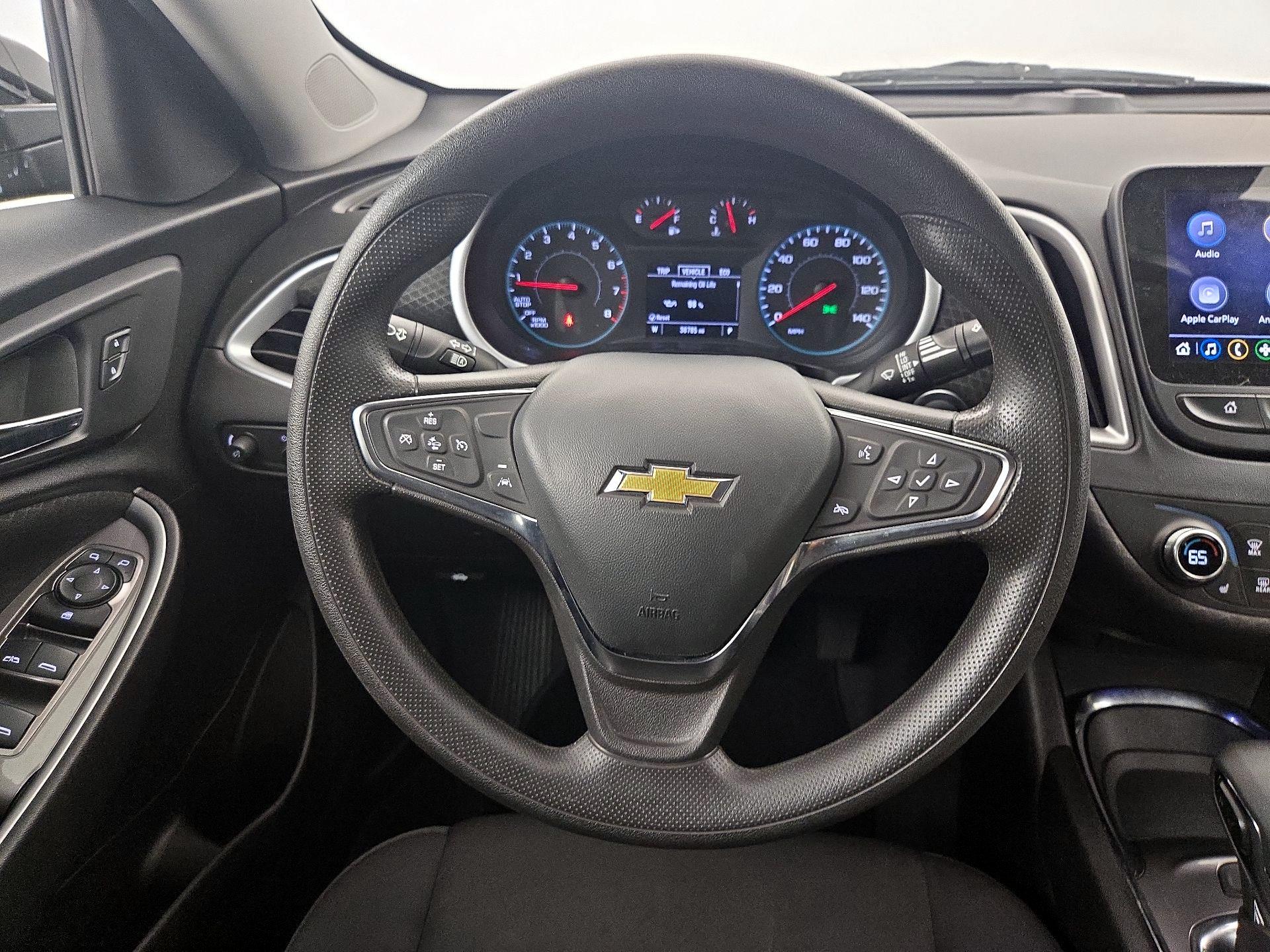 Thumbnail: 2023 Chevrolet Malibu - 10