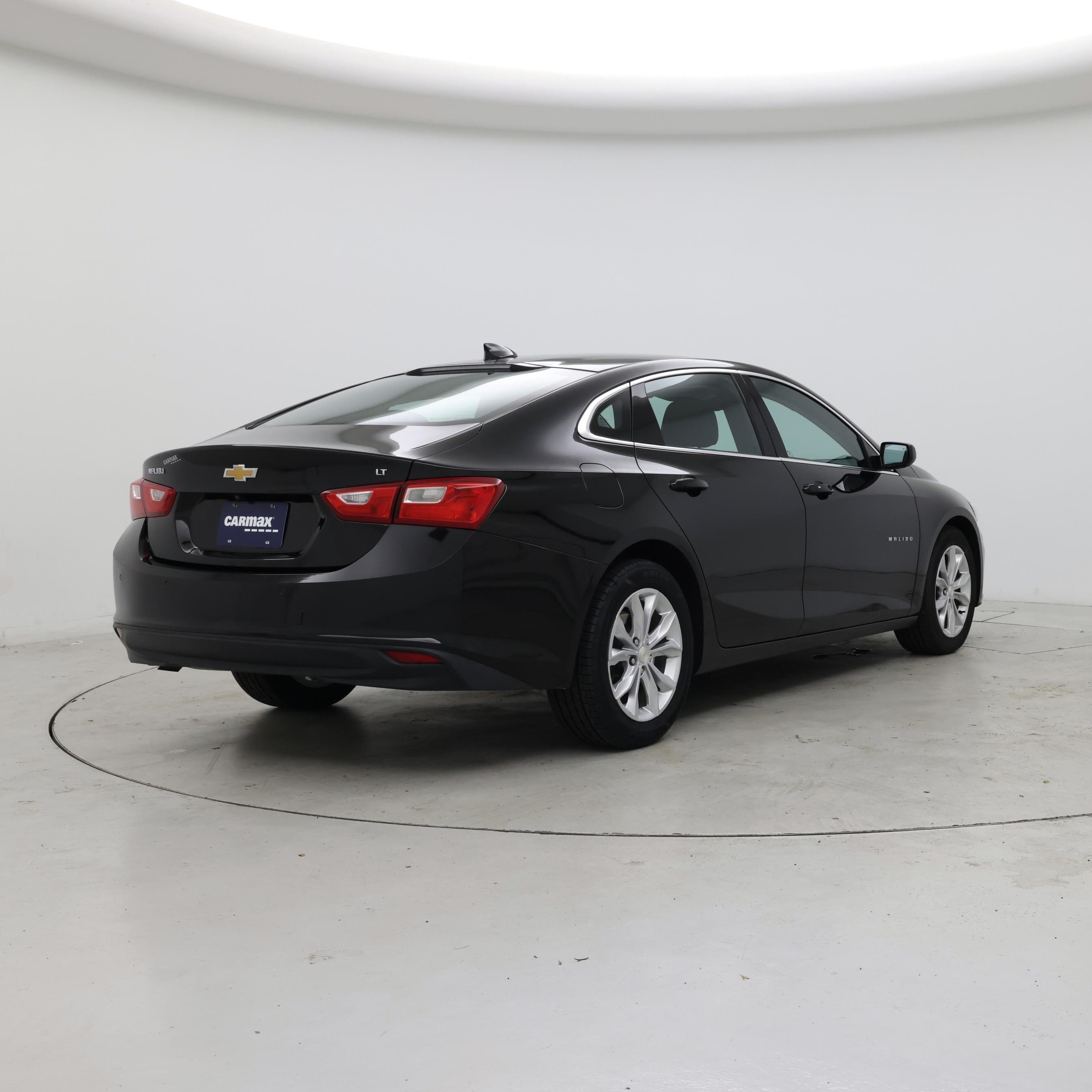 Thumbnail: 2023 Chevrolet Malibu - 8
