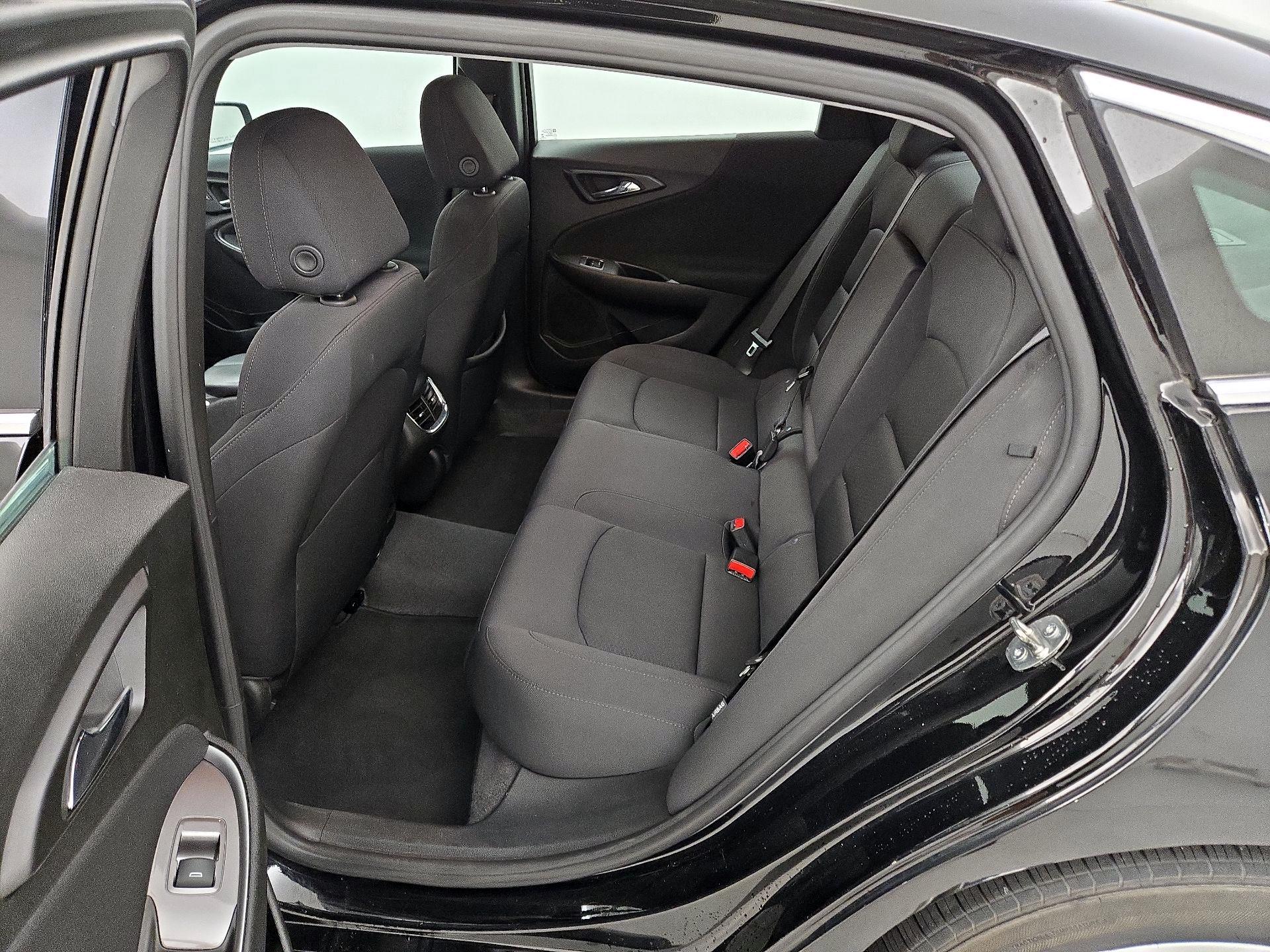 Thumbnail: 2023 Chevrolet Malibu - 19