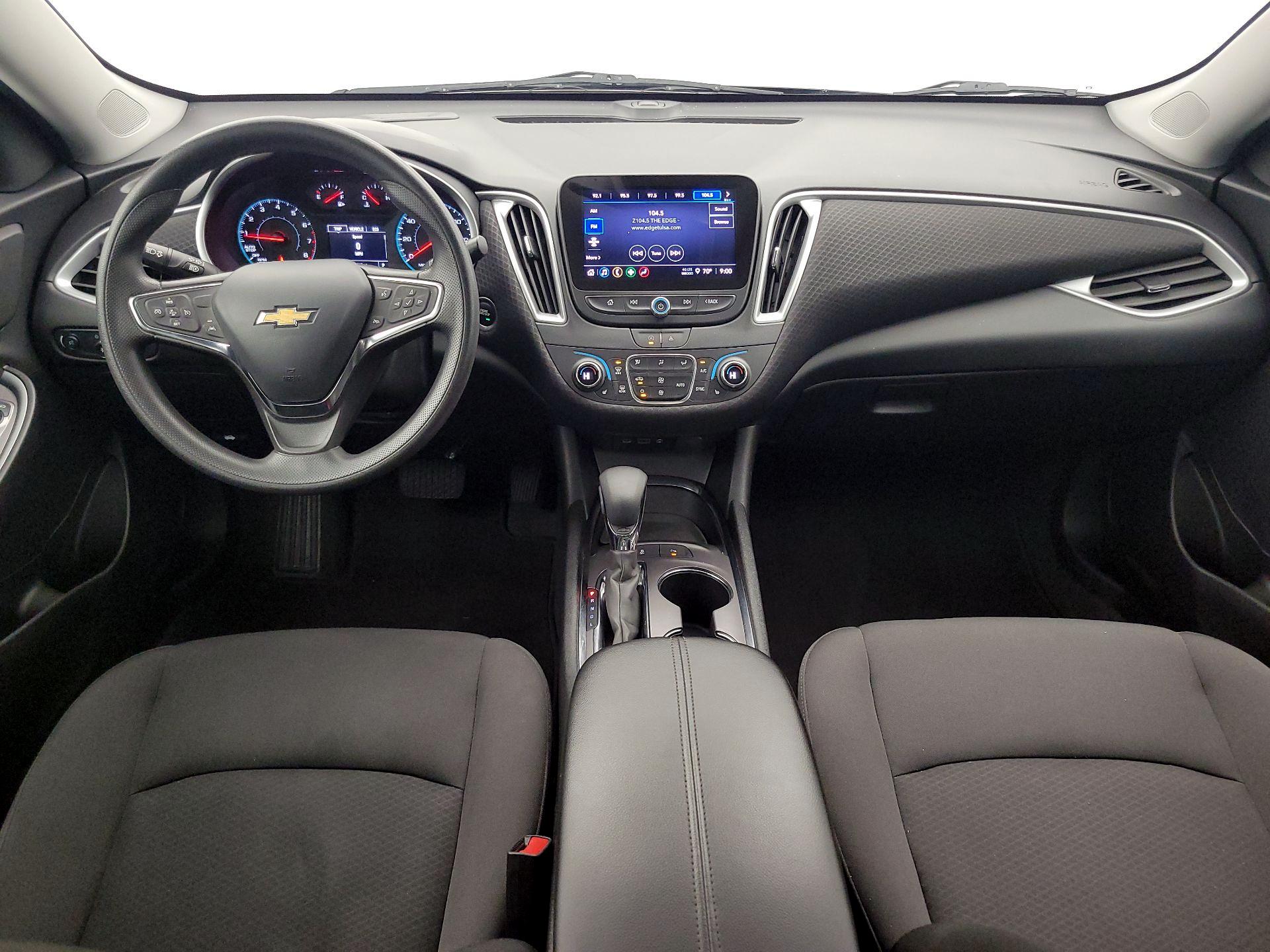 Thumbnail: 2023 Chevrolet Malibu - 9