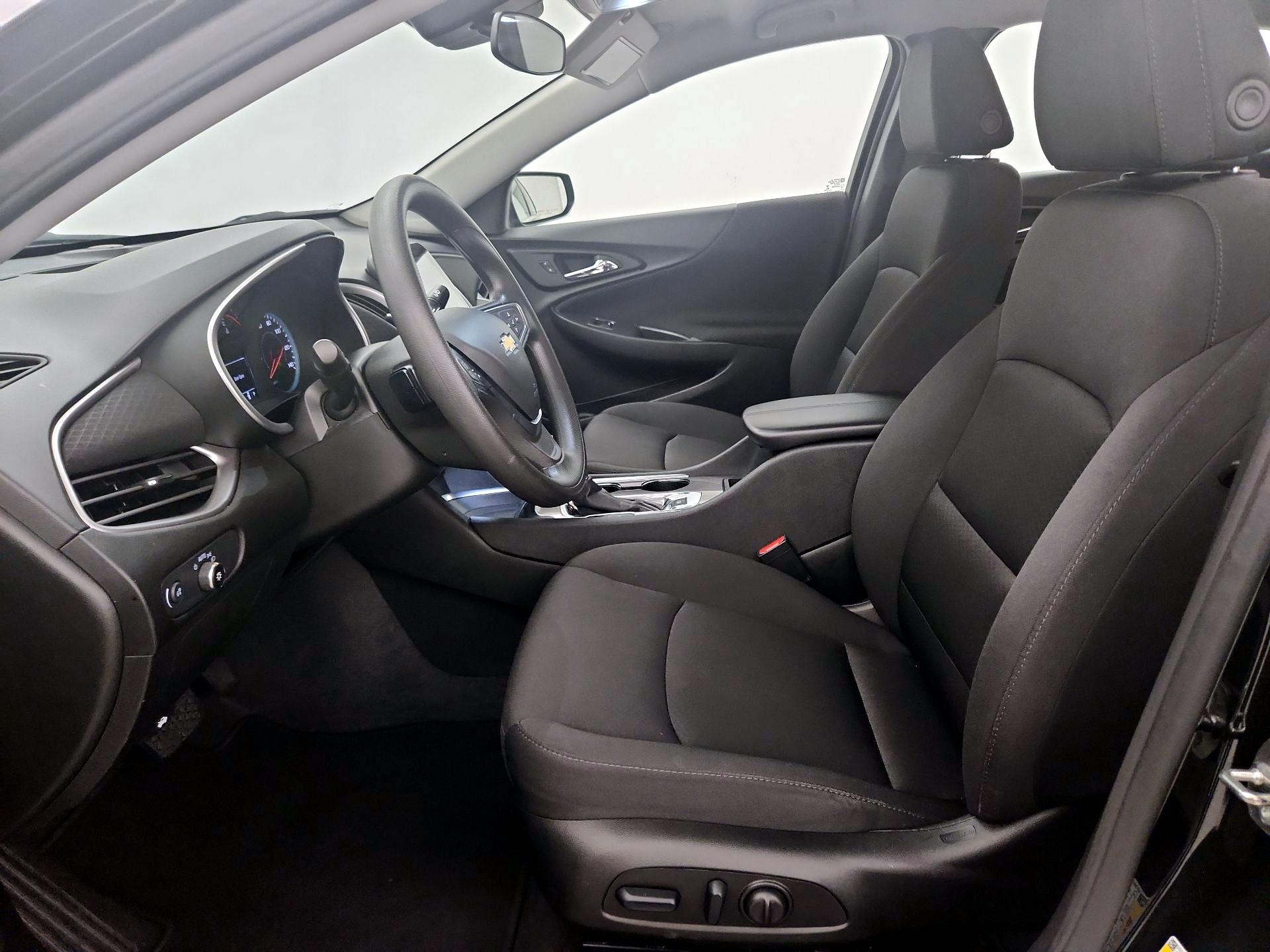 Thumbnail: 2024 Chevrolet Malibu - 11
