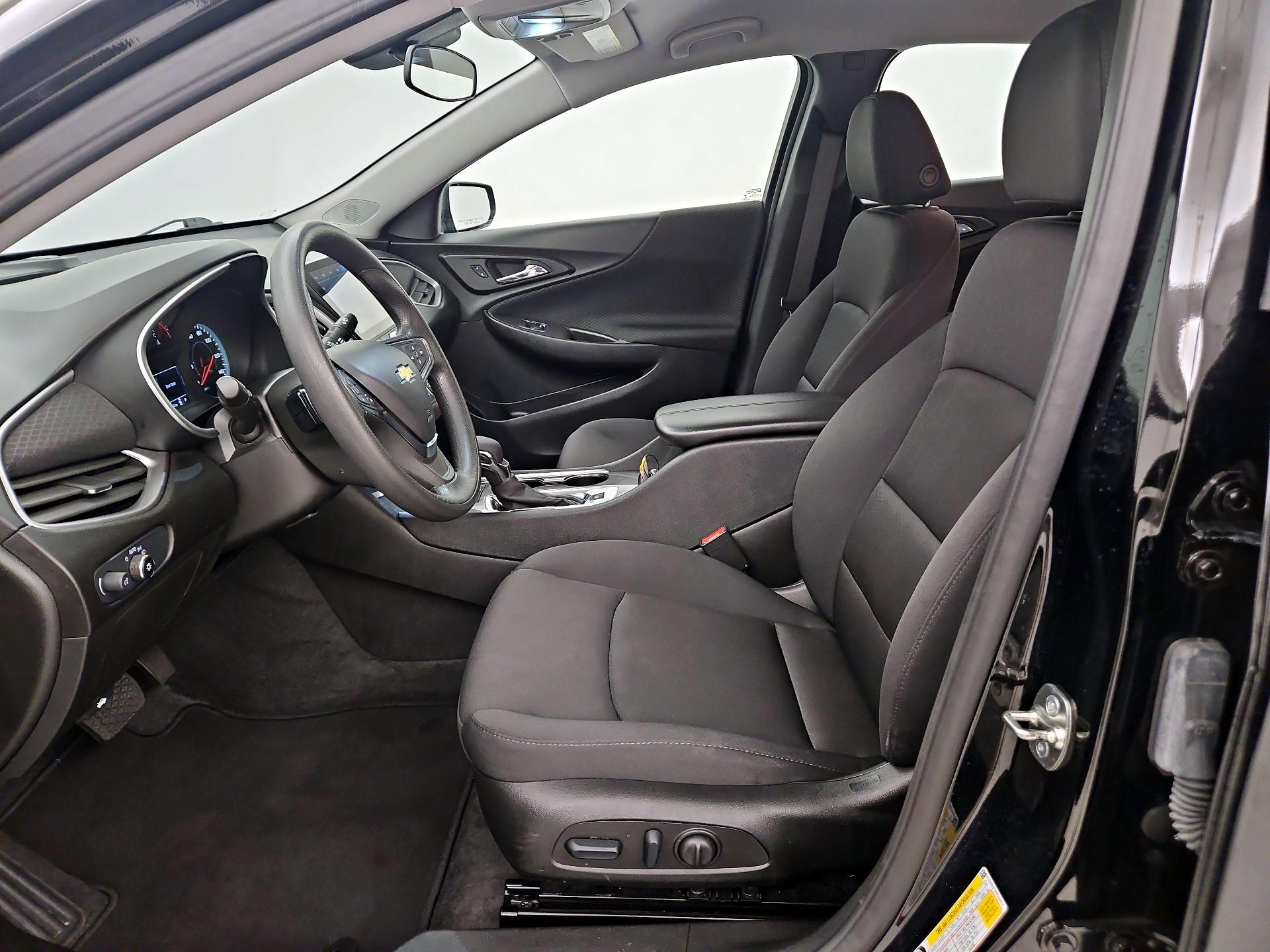 Thumbnail: 2024 Chevrolet Malibu - 11