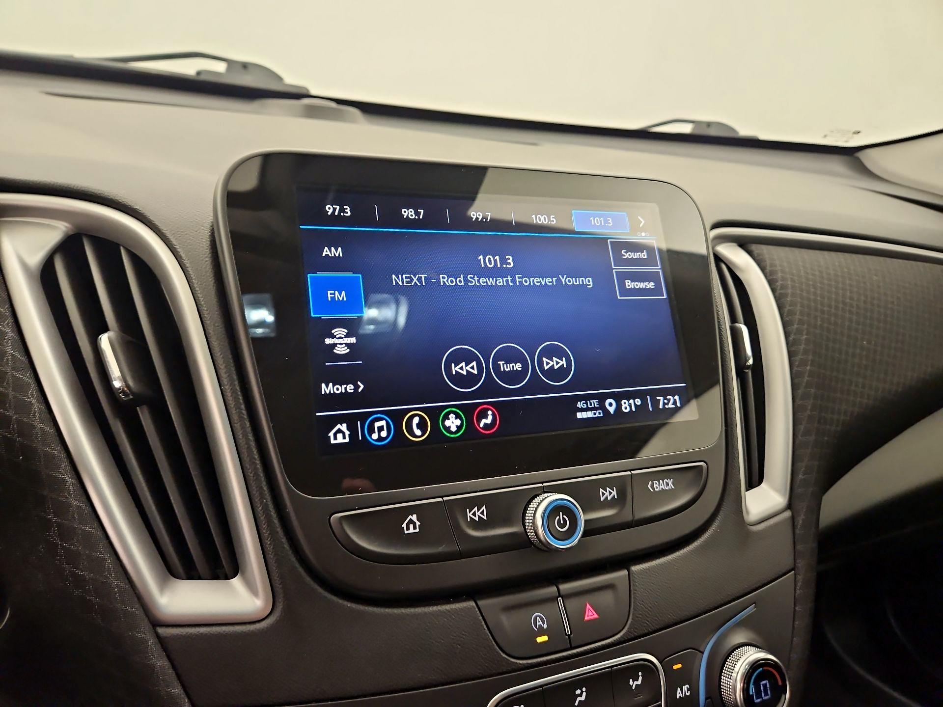 Thumbnail: 2024 Chevrolet Malibu - 15