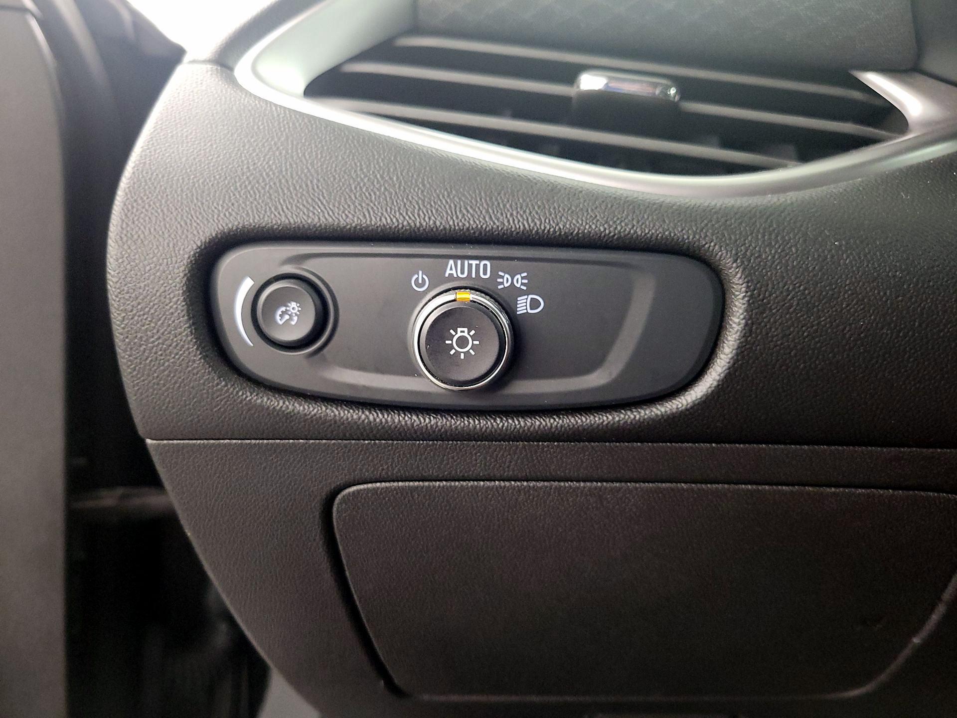 Thumbnail: 2024 Chevrolet Malibu - 13