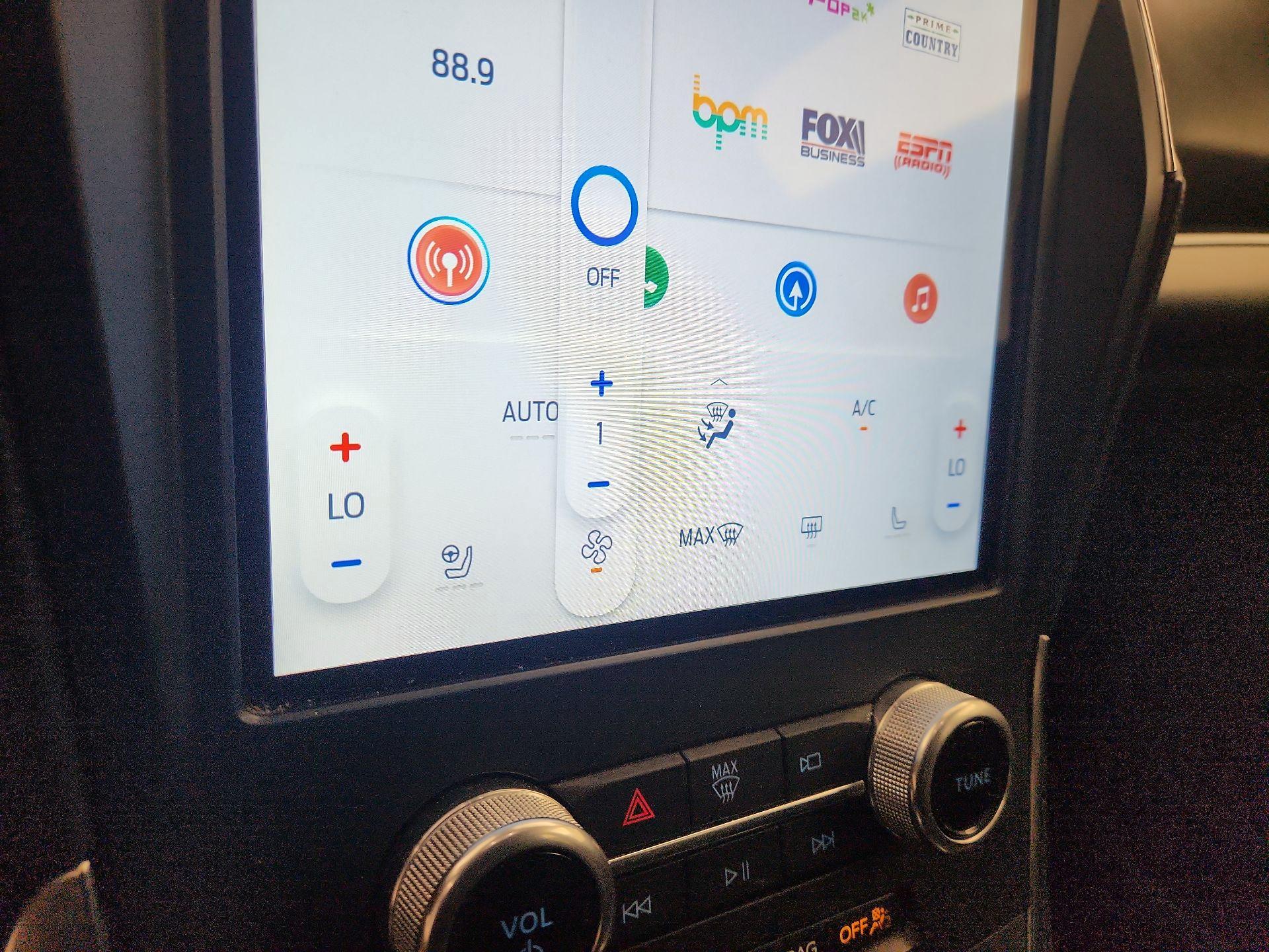 Thumbnail: 2022 Ford Edge - 17