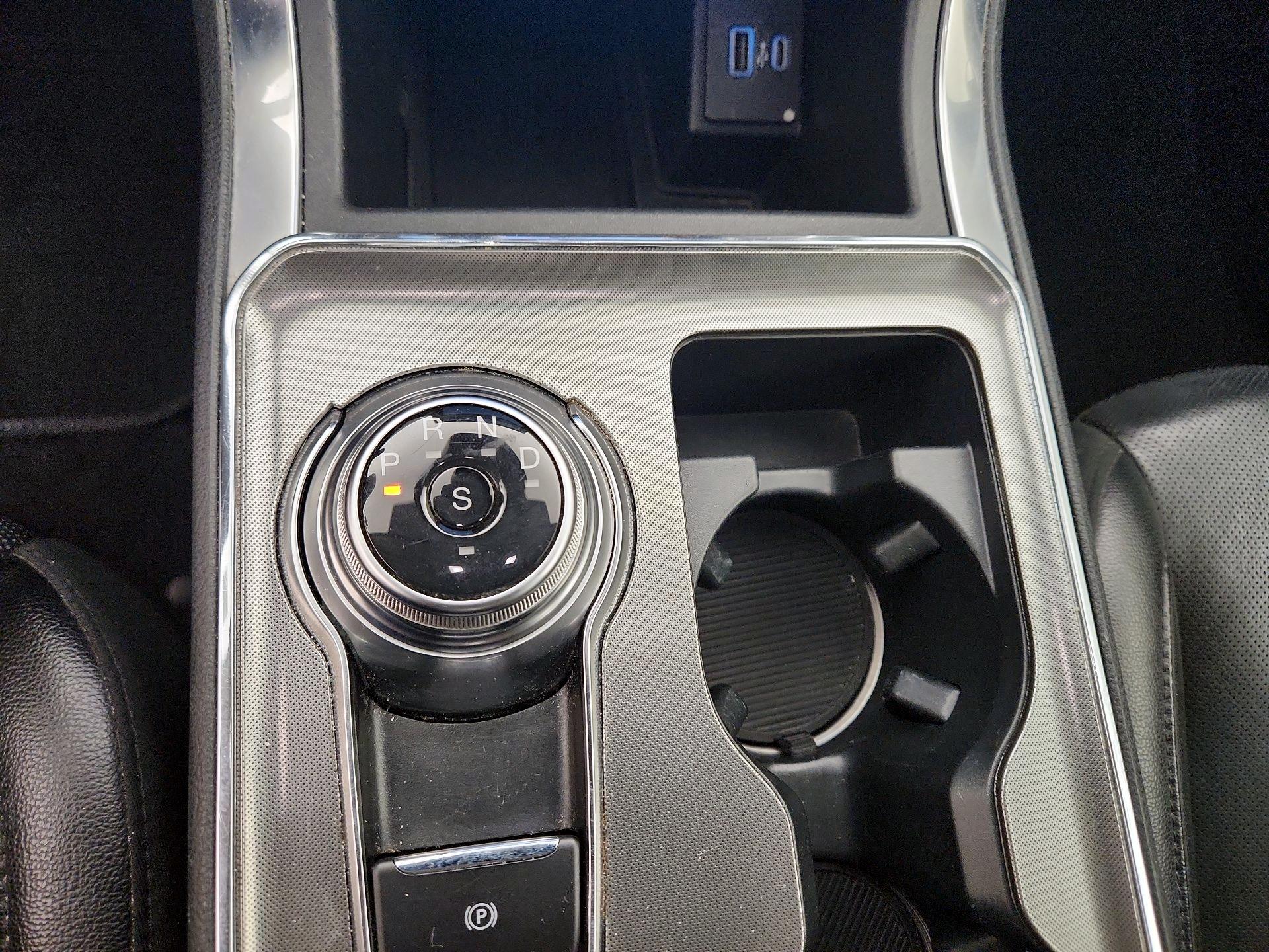 Thumbnail: 2022 Ford Edge - 18