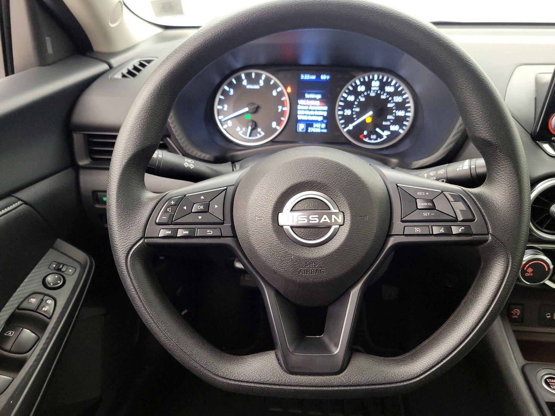 Thumbnail: 2024 Nissan Sentra - 10