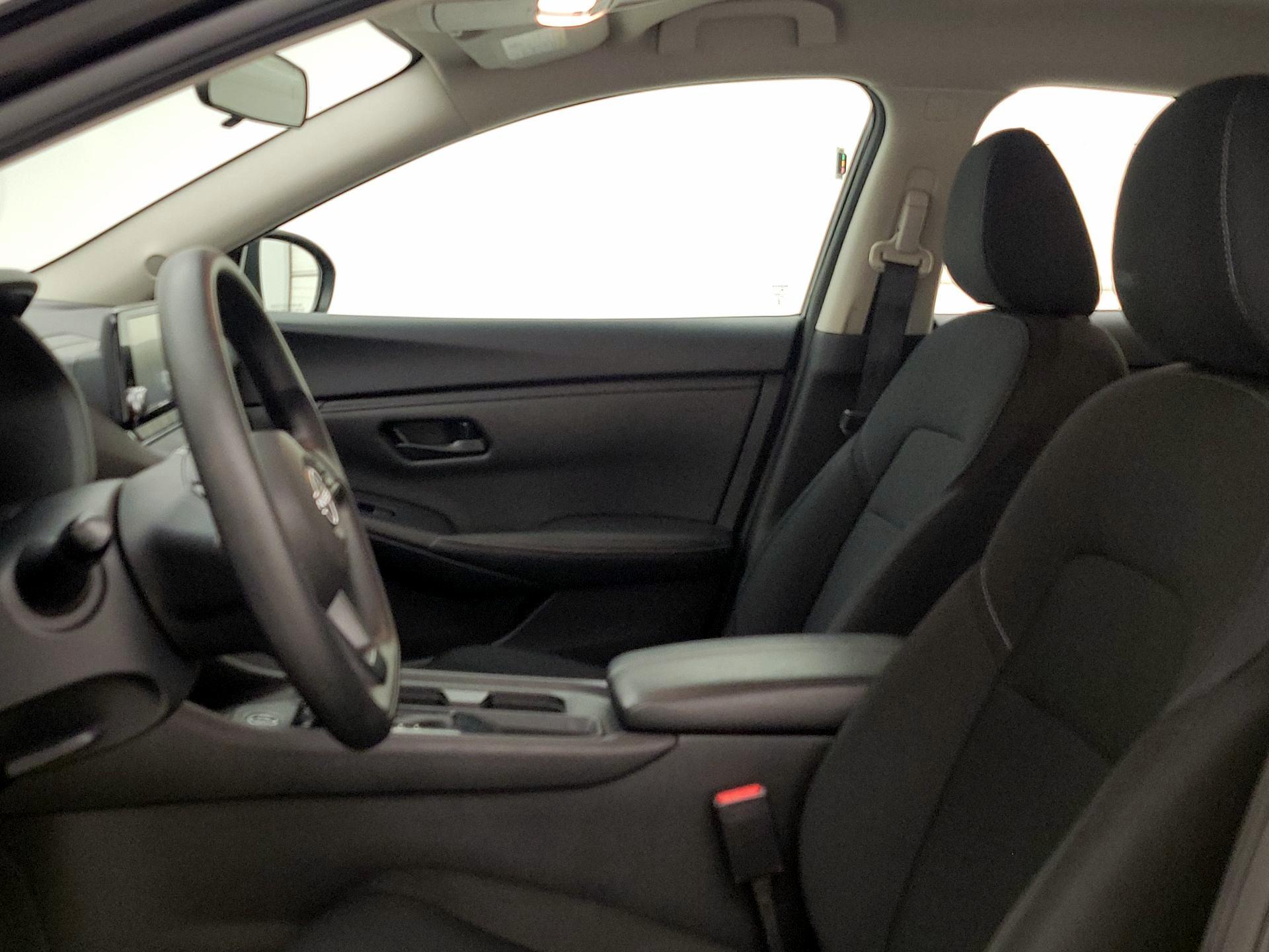 Thumbnail: 2024 Nissan Sentra - 11