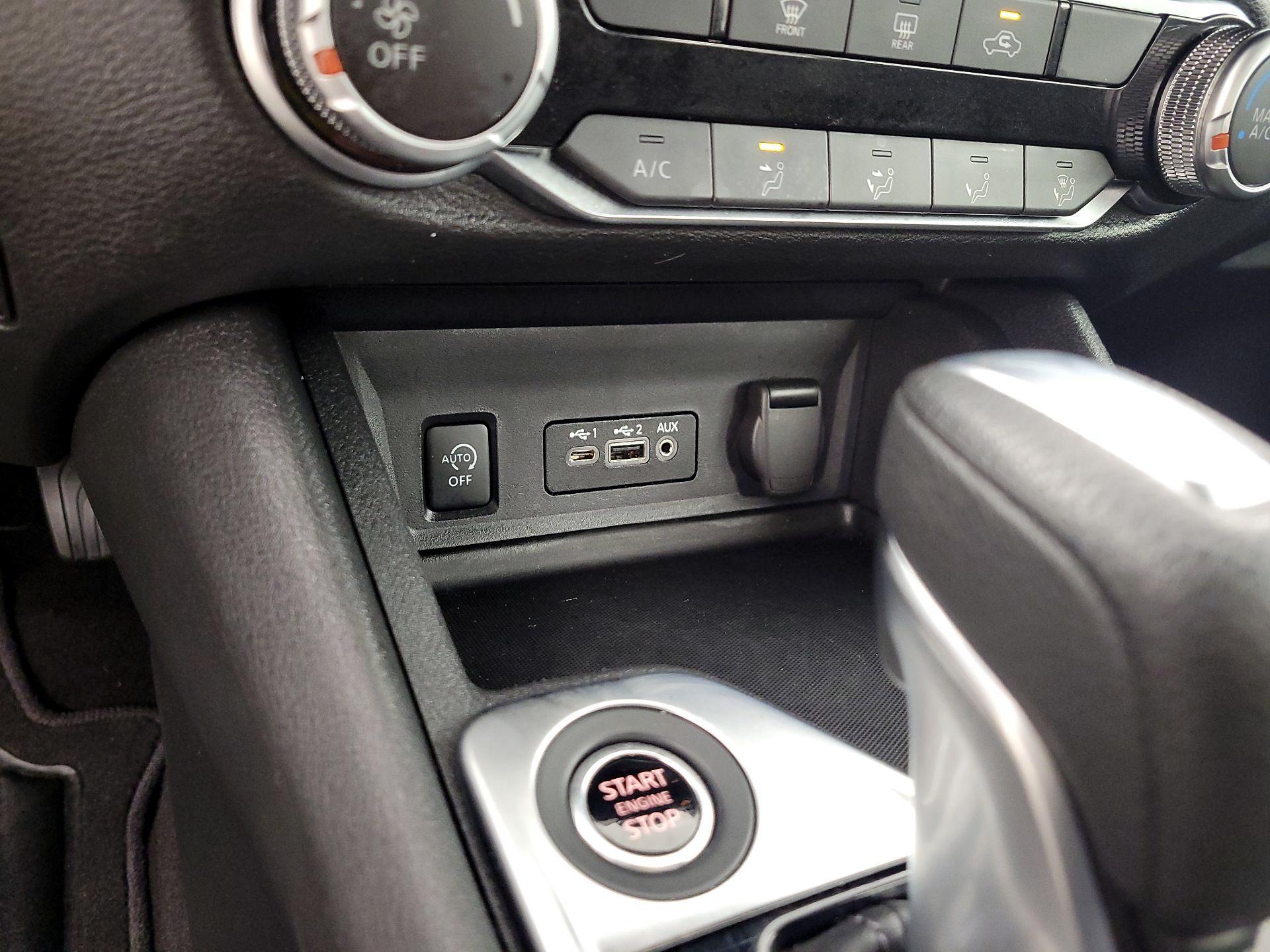 Thumbnail: 2024 Nissan Sentra - 18