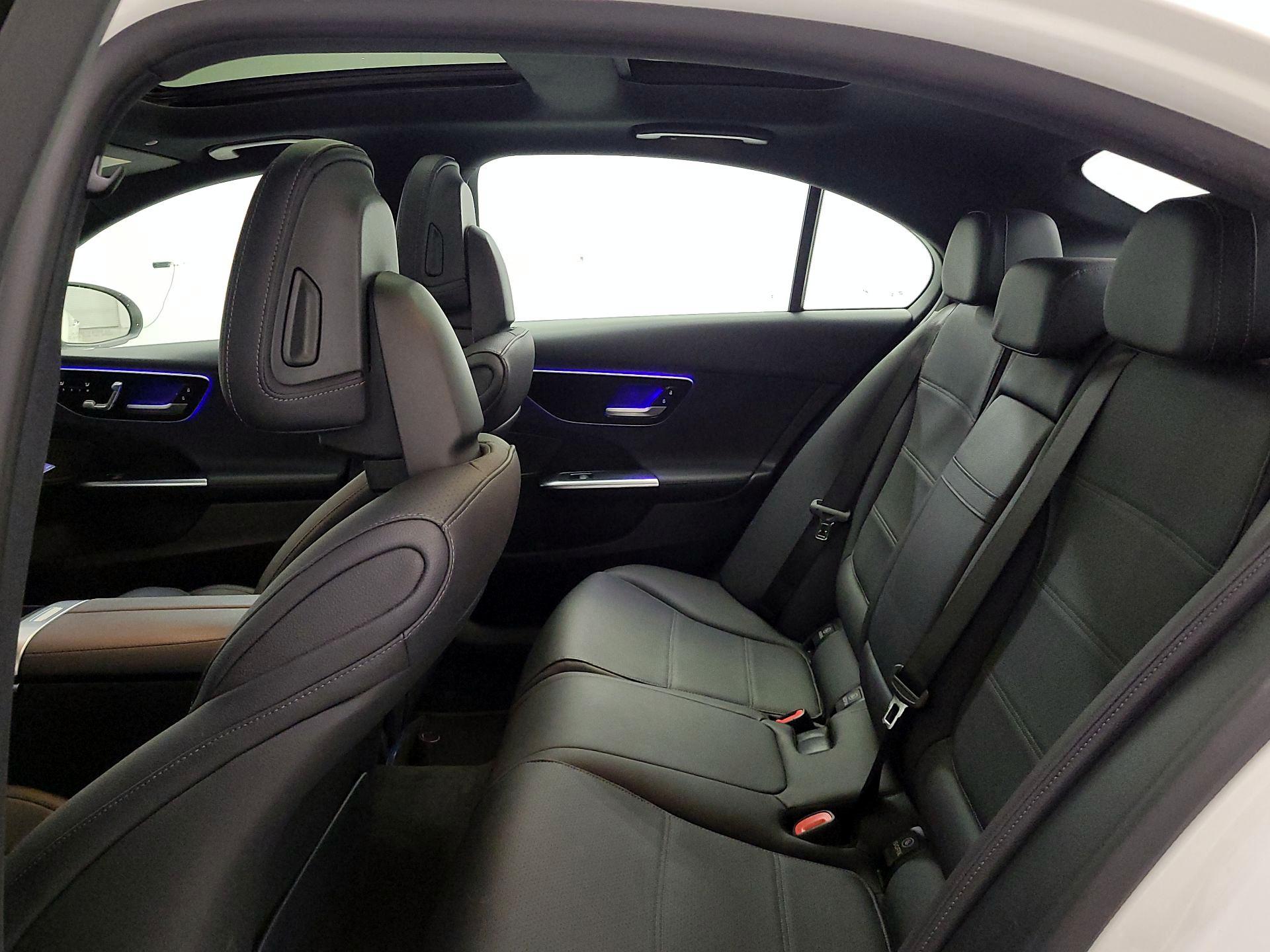Thumbnail: 2024 Mercedes-Benz C-Class - 20