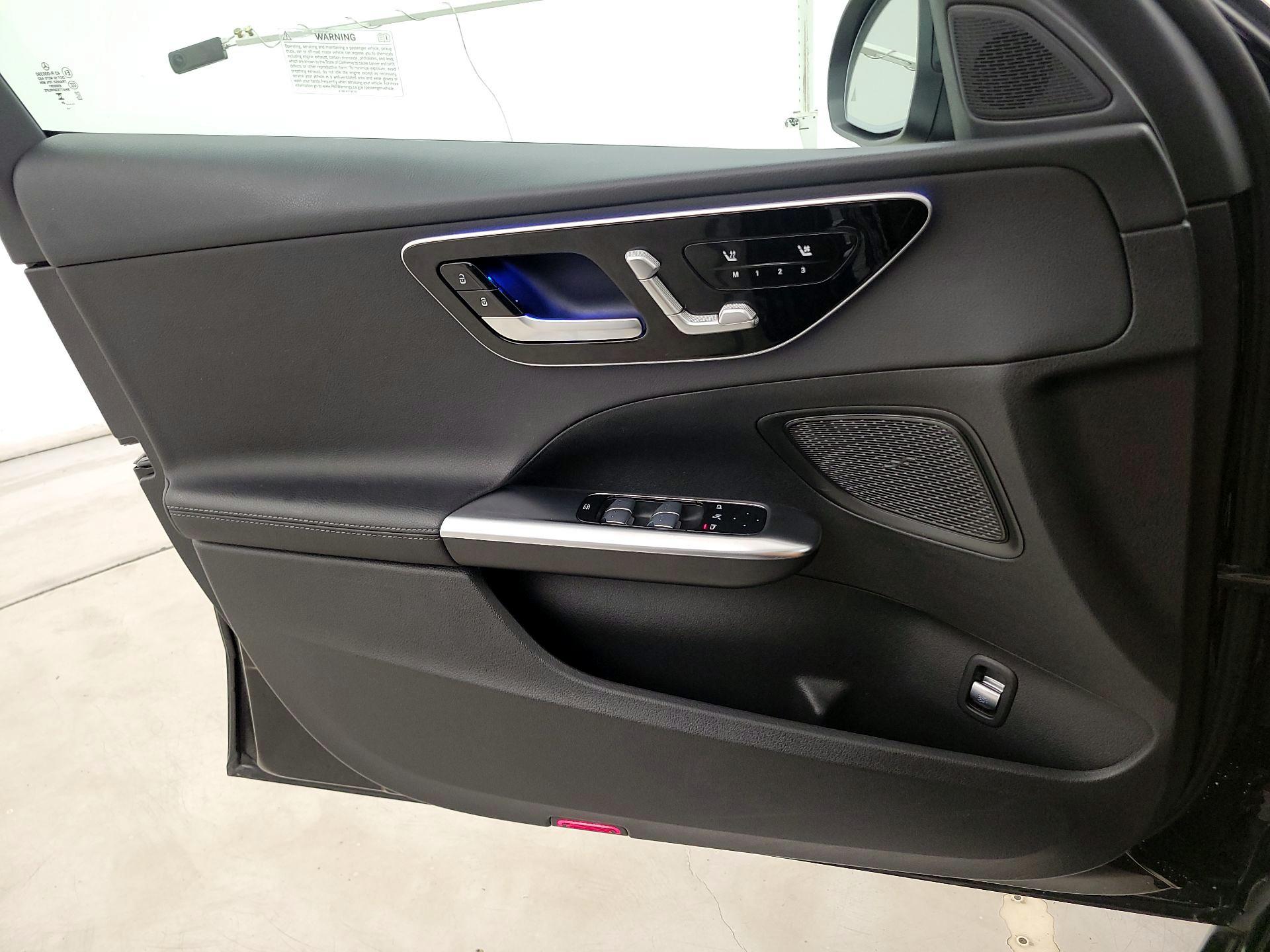 Thumbnail: 2024 Mercedes-Benz C-Class - 10