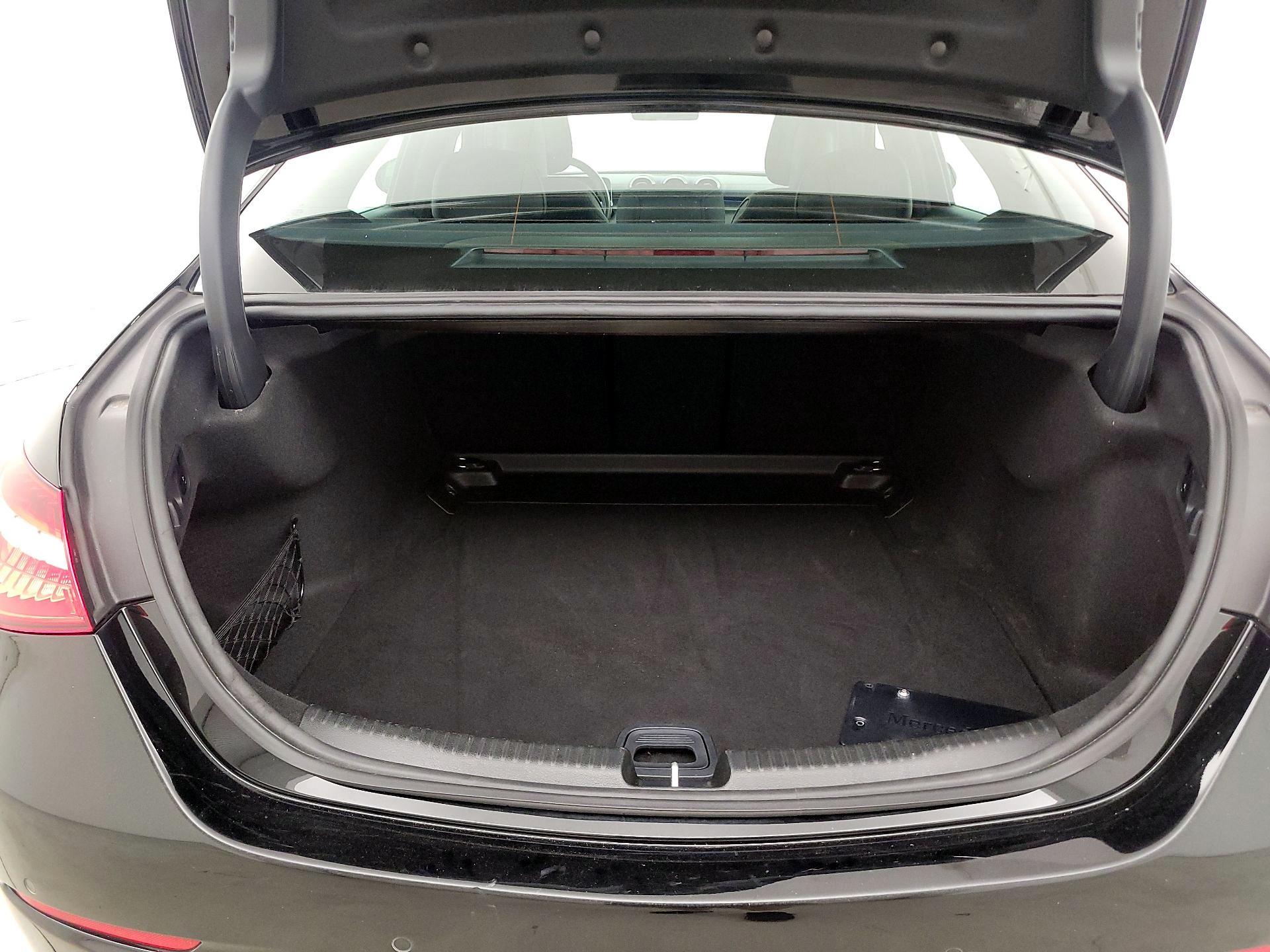 Thumbnail: 2024 Mercedes-Benz C-Class - 19