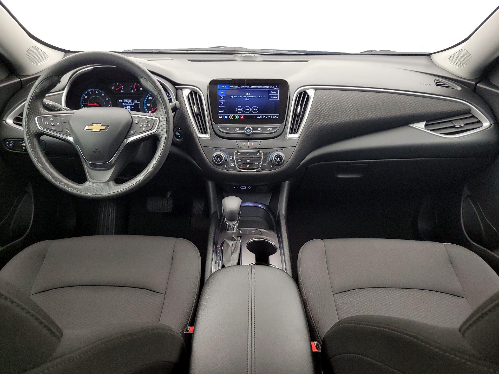 Thumbnail: 2024 Chevrolet Malibu - 9