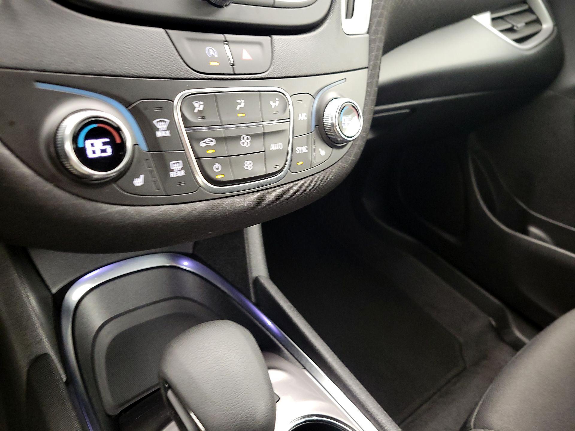 Thumbnail: 2024 Chevrolet Malibu - 16